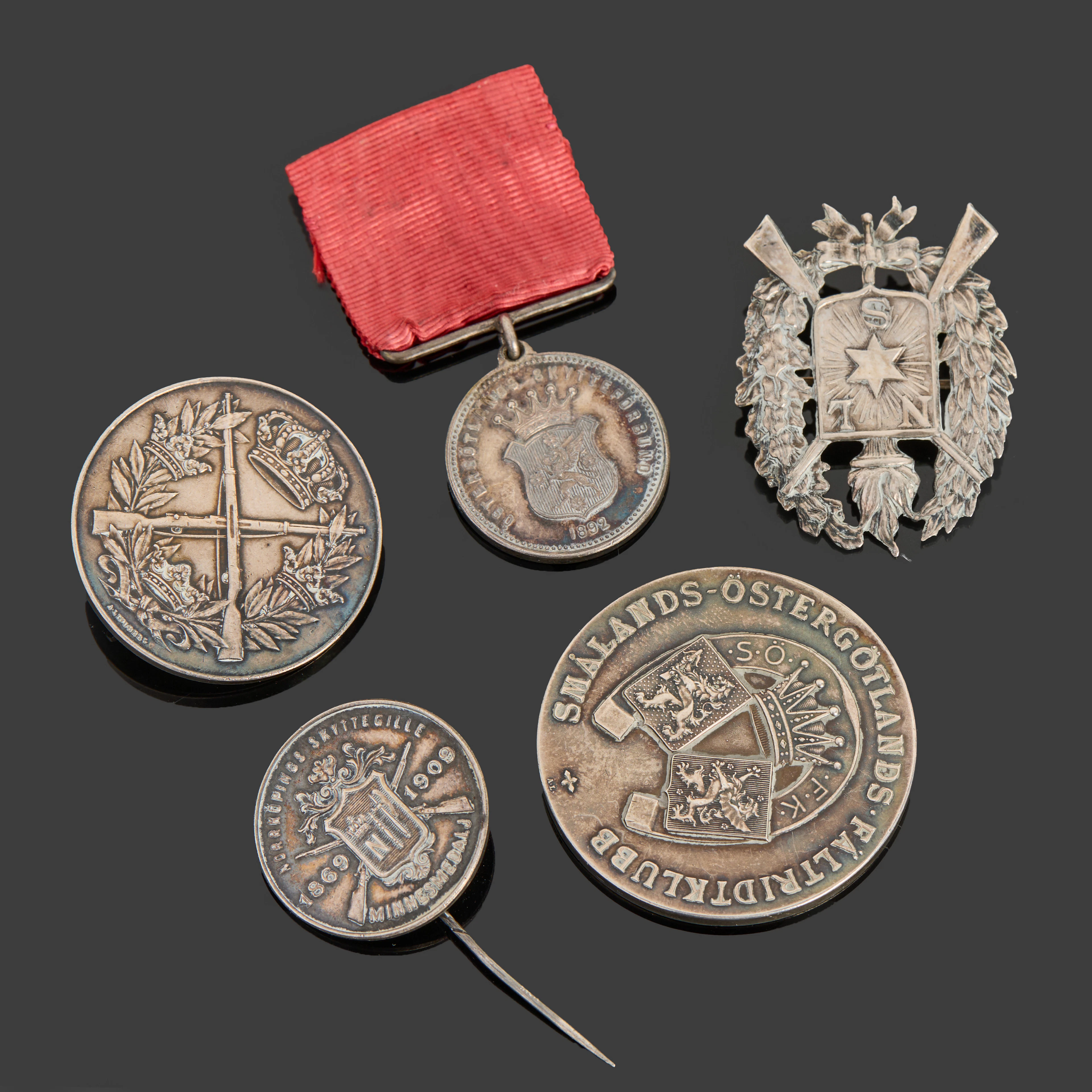 PARTI MEDALJER OCH SKYTTEMÄRKE, 5 st, silver, Sverige, 18/1900-tal.