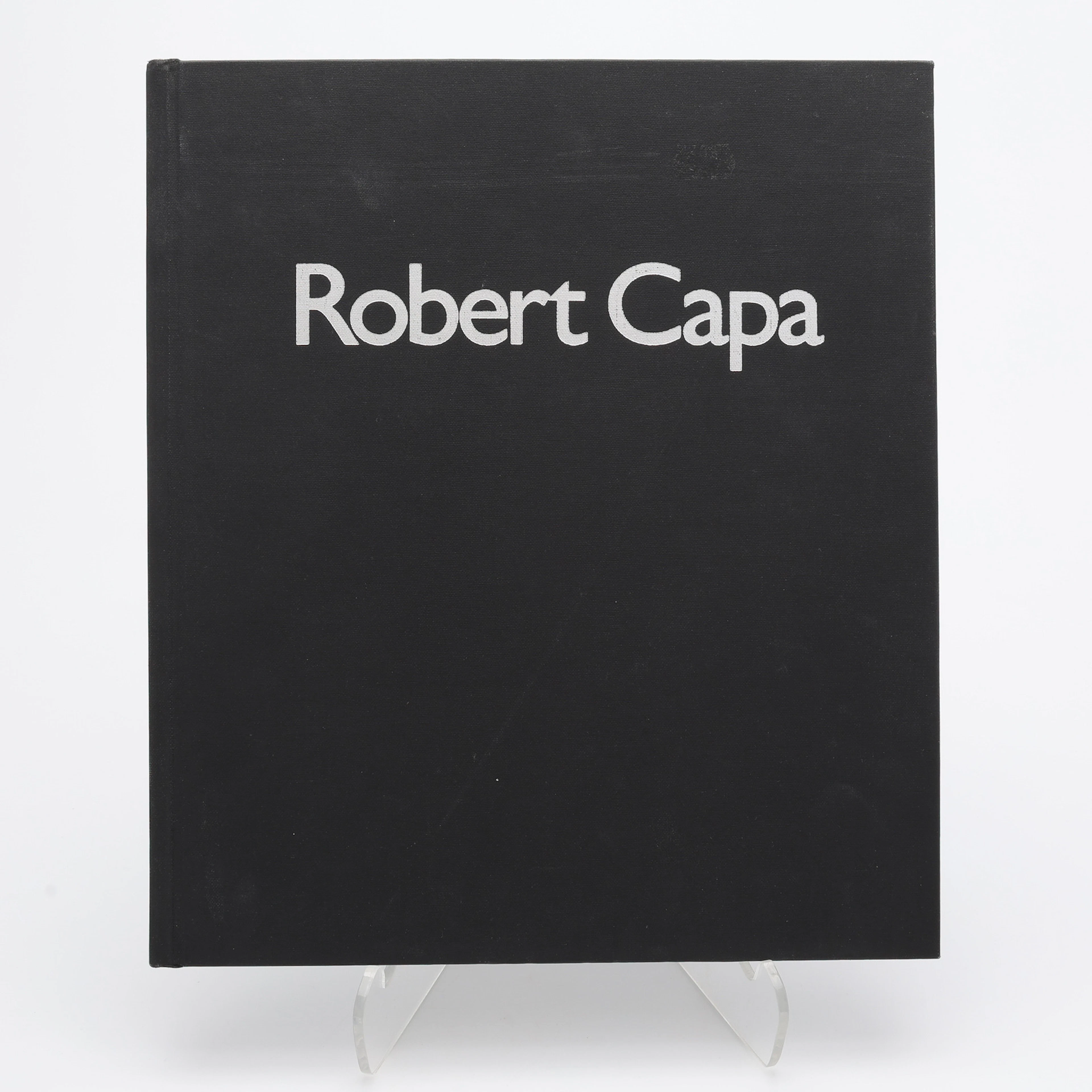 ROBERT CAPAS "PHOTOGRAPHS" I FÖRSTA UPPLAGAN, 1985.