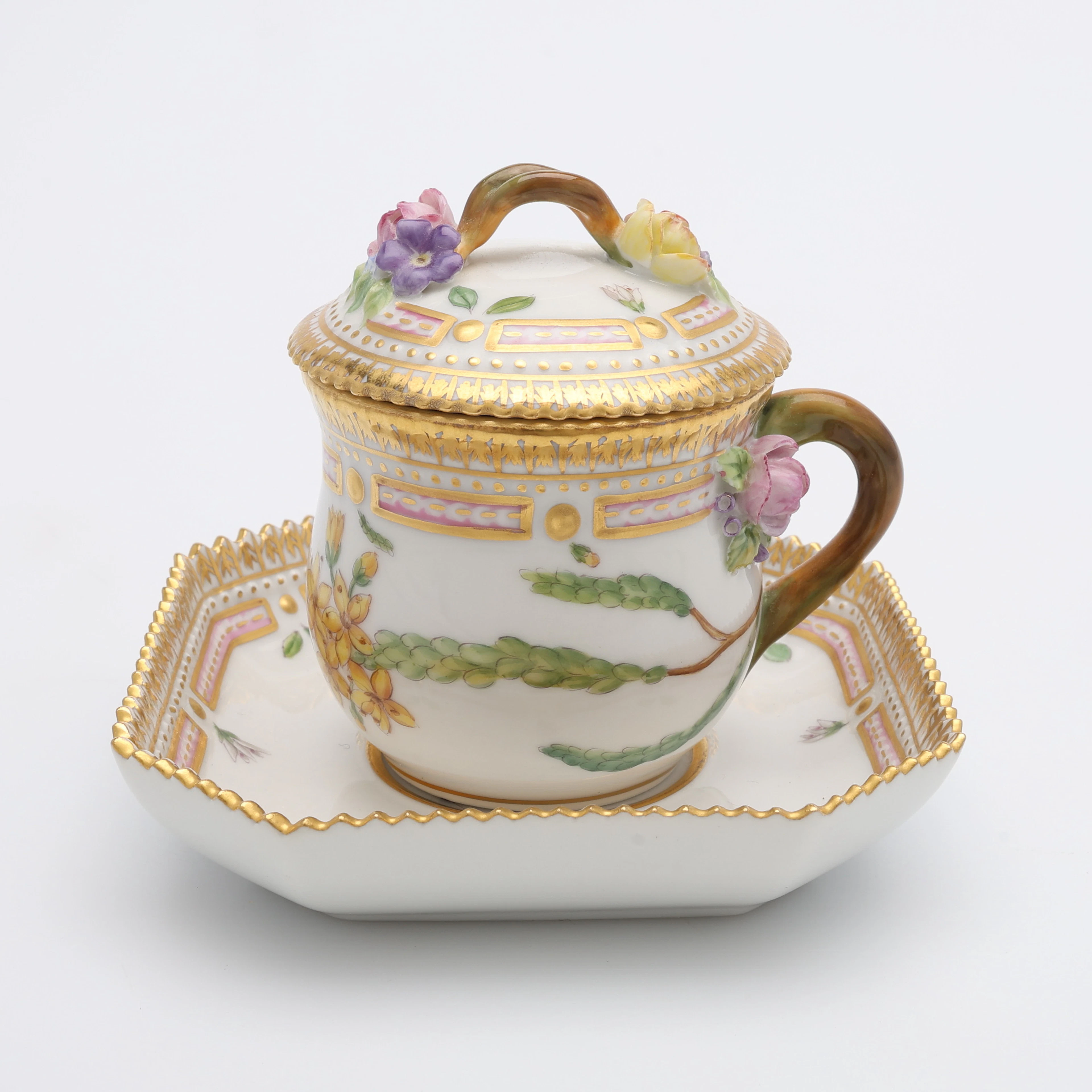 CREMEKOPP MED FAT, FLORA DANICA, ROYAL COPENHAGEN.