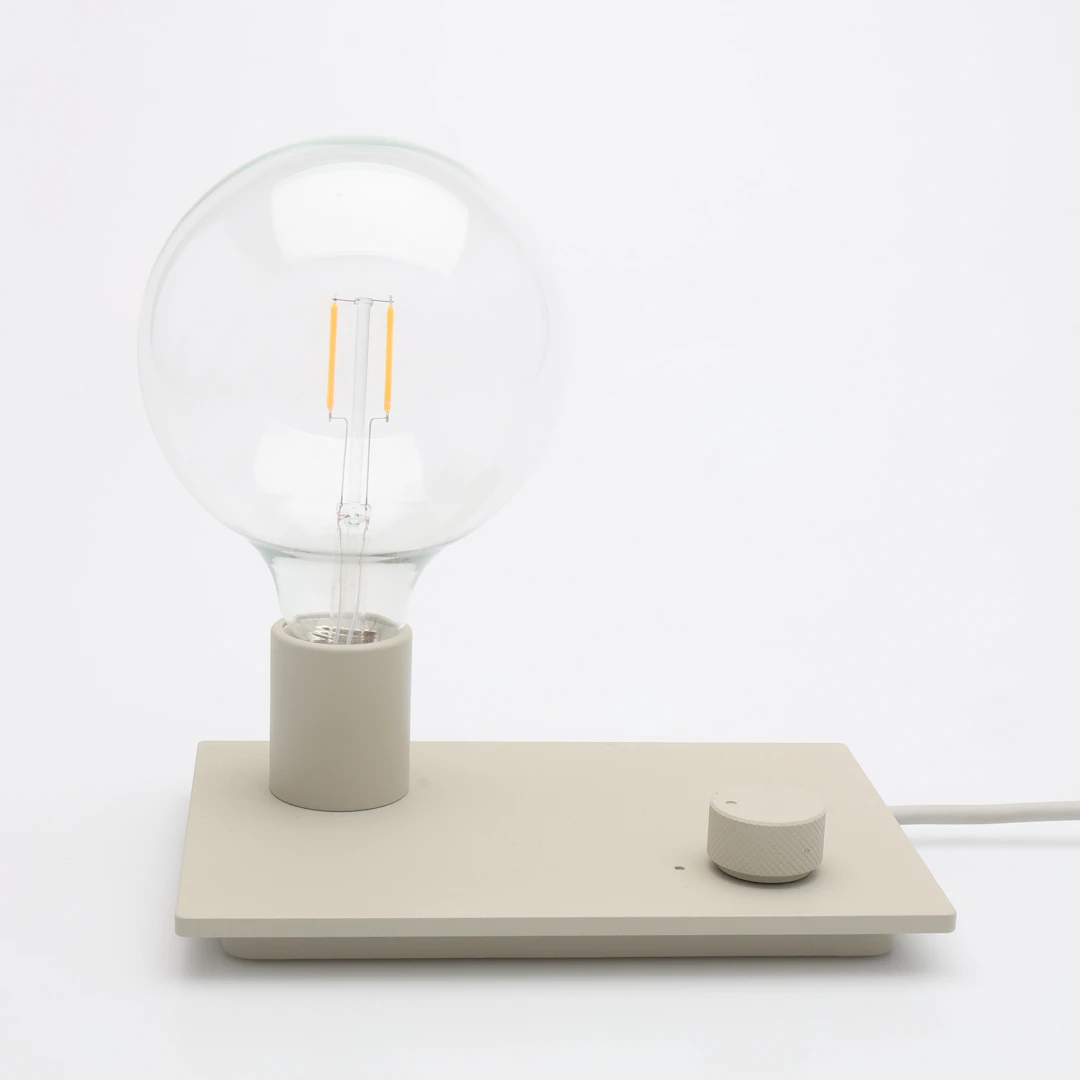 BORDSLAMPA, "CONTROL", MUUTO, DANMARK.