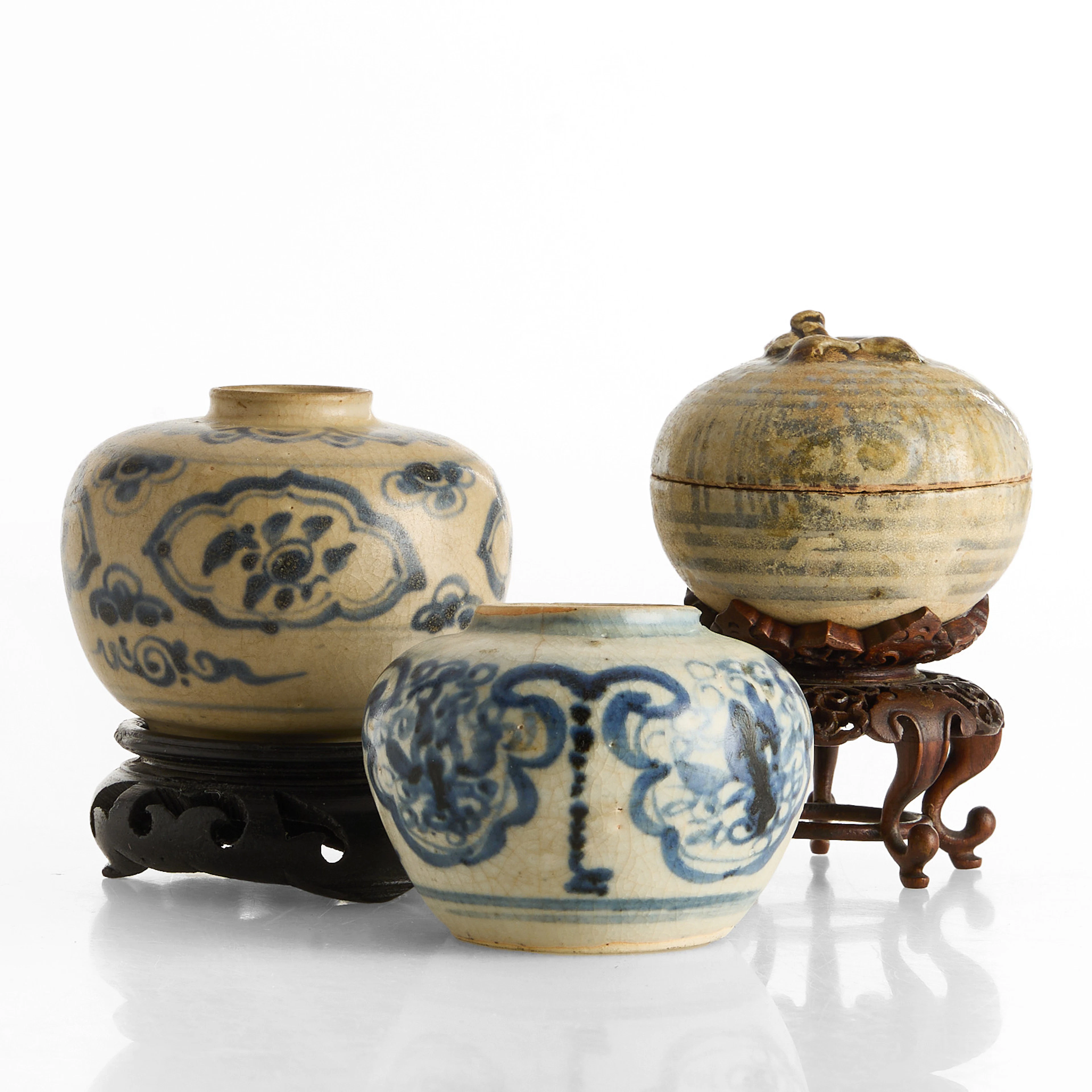 VASER (2), keramik, "Annamese ware", Vietnam, 14/1500-tal. DOSA med