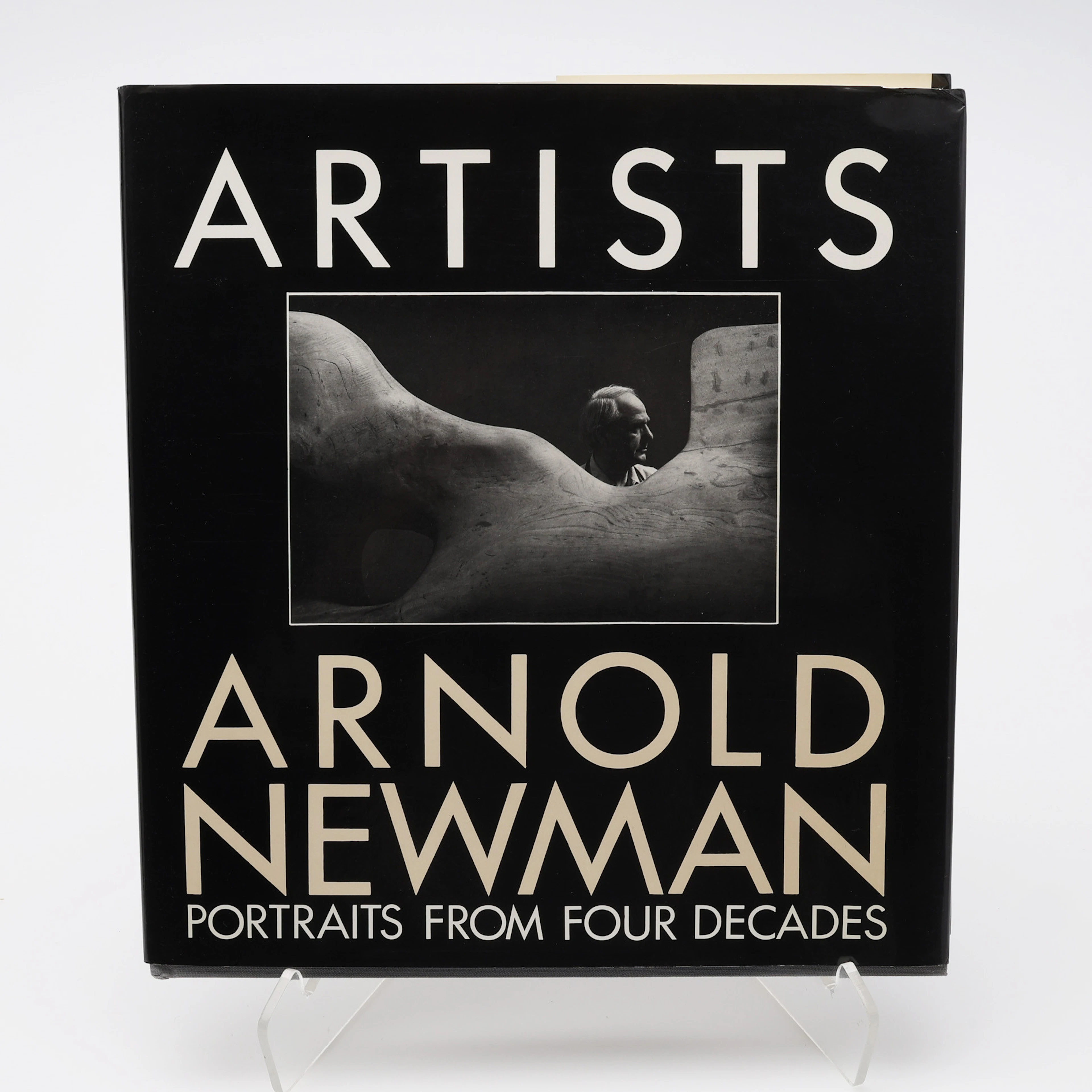 FOTO. DEN AMERIKANSKE FOTOGRAFEN ARNOLD NEWMANS 157 SVART-VITA ARTISTPORTRÄTT