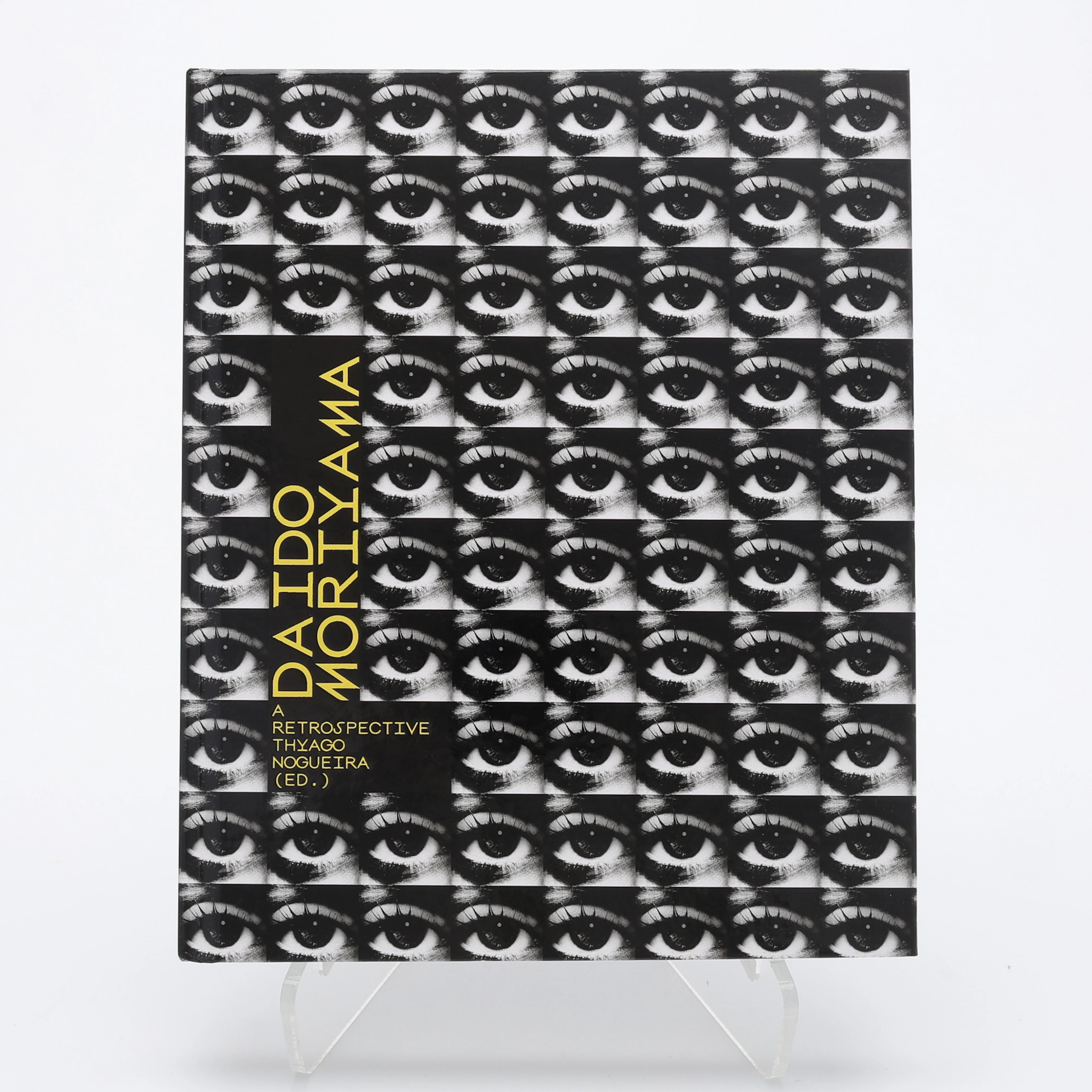 FOTO. DEN JAPANSKE FOTOGRAFEN DAIDO MORIYAMAS UTSTÄLLNINGSBOK "A RETROSPECTIVE"
