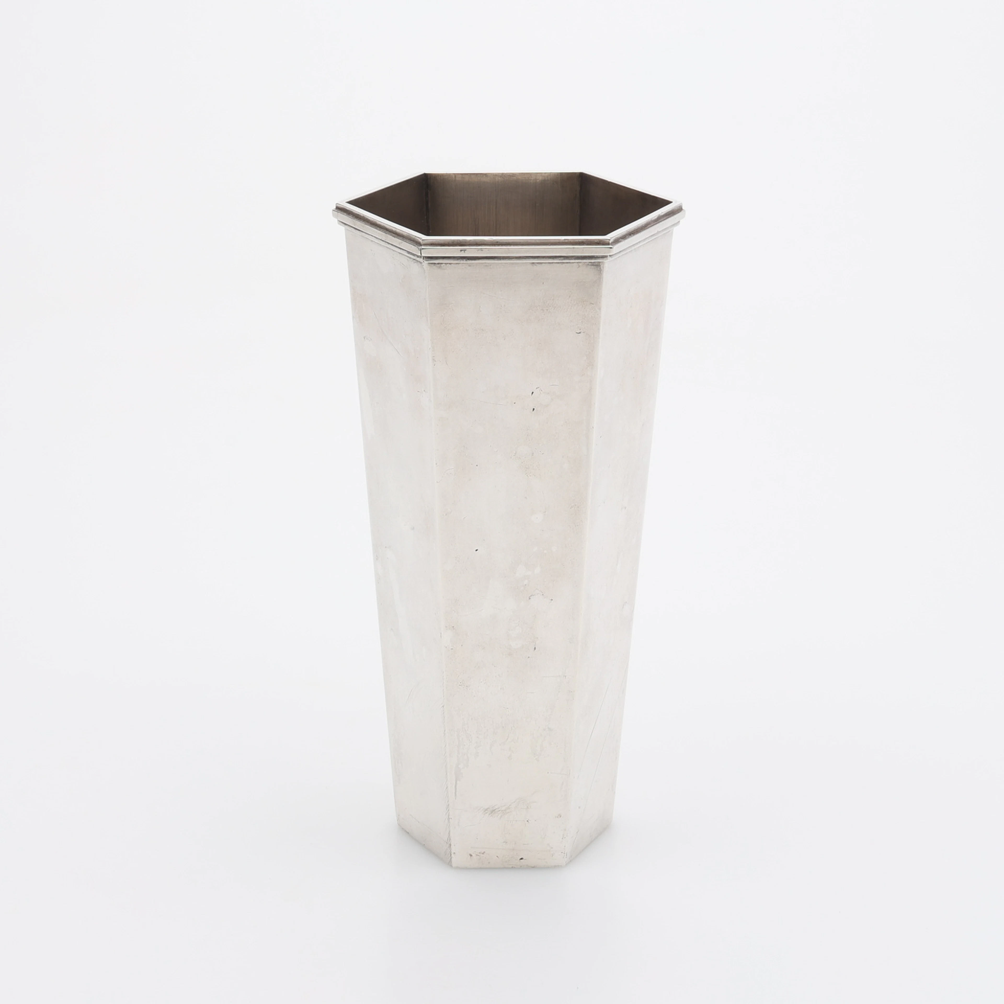 WIWEN NILSSON. VAS, STERLINGSILVER.