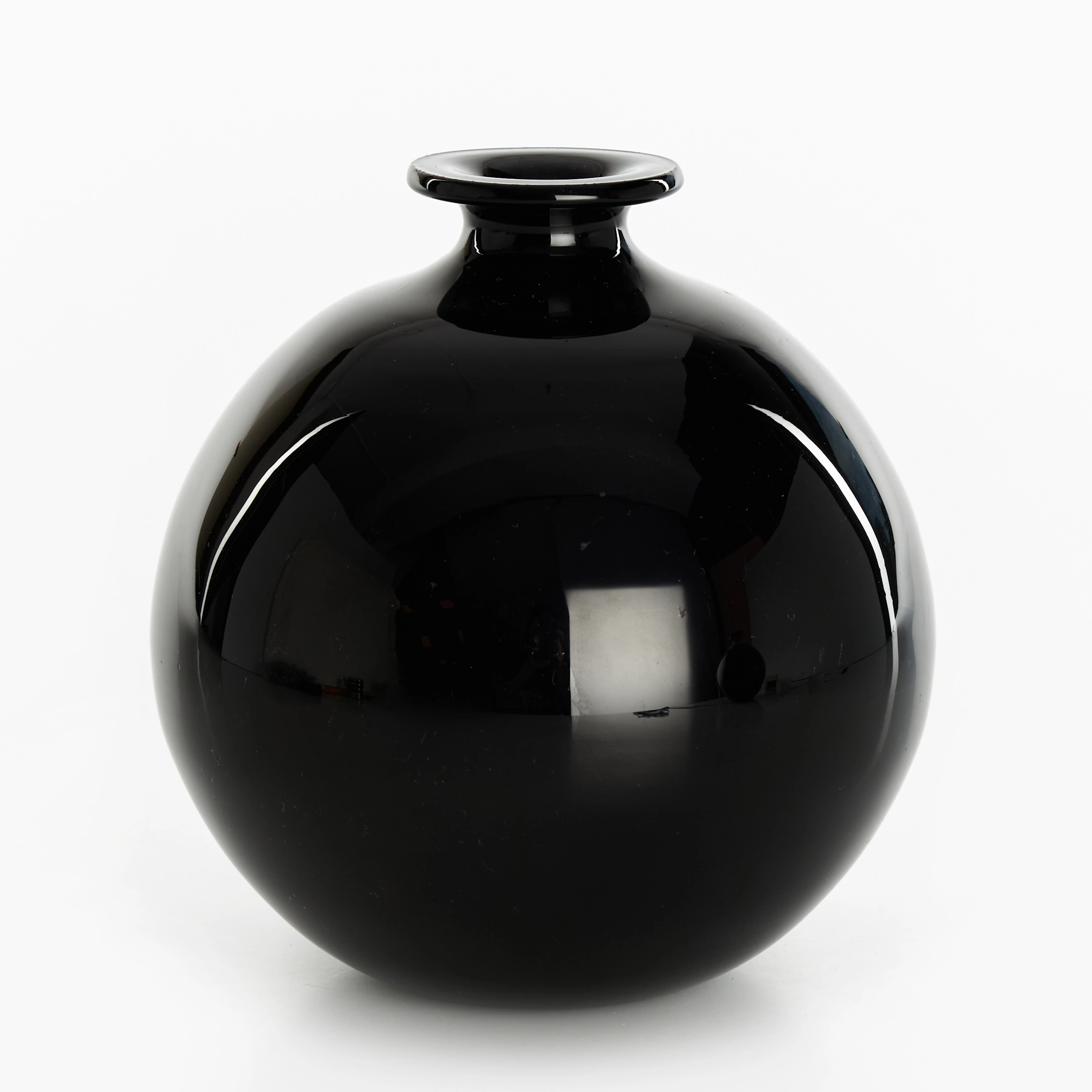 HARALD NOTINI. Vas, svart glas, Cryopas, Pukebergs Glasbruk, 1930-tal. Funkis.