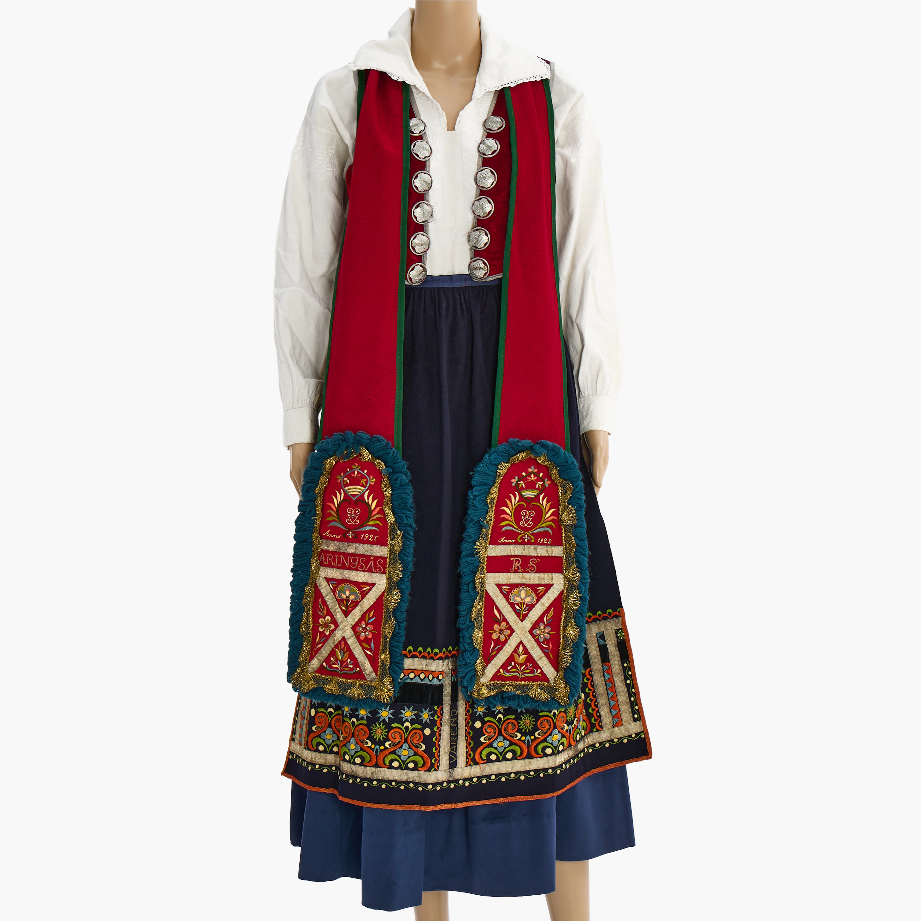 VÄRENDSDRÄKT, 5 delar, daterad 1925.