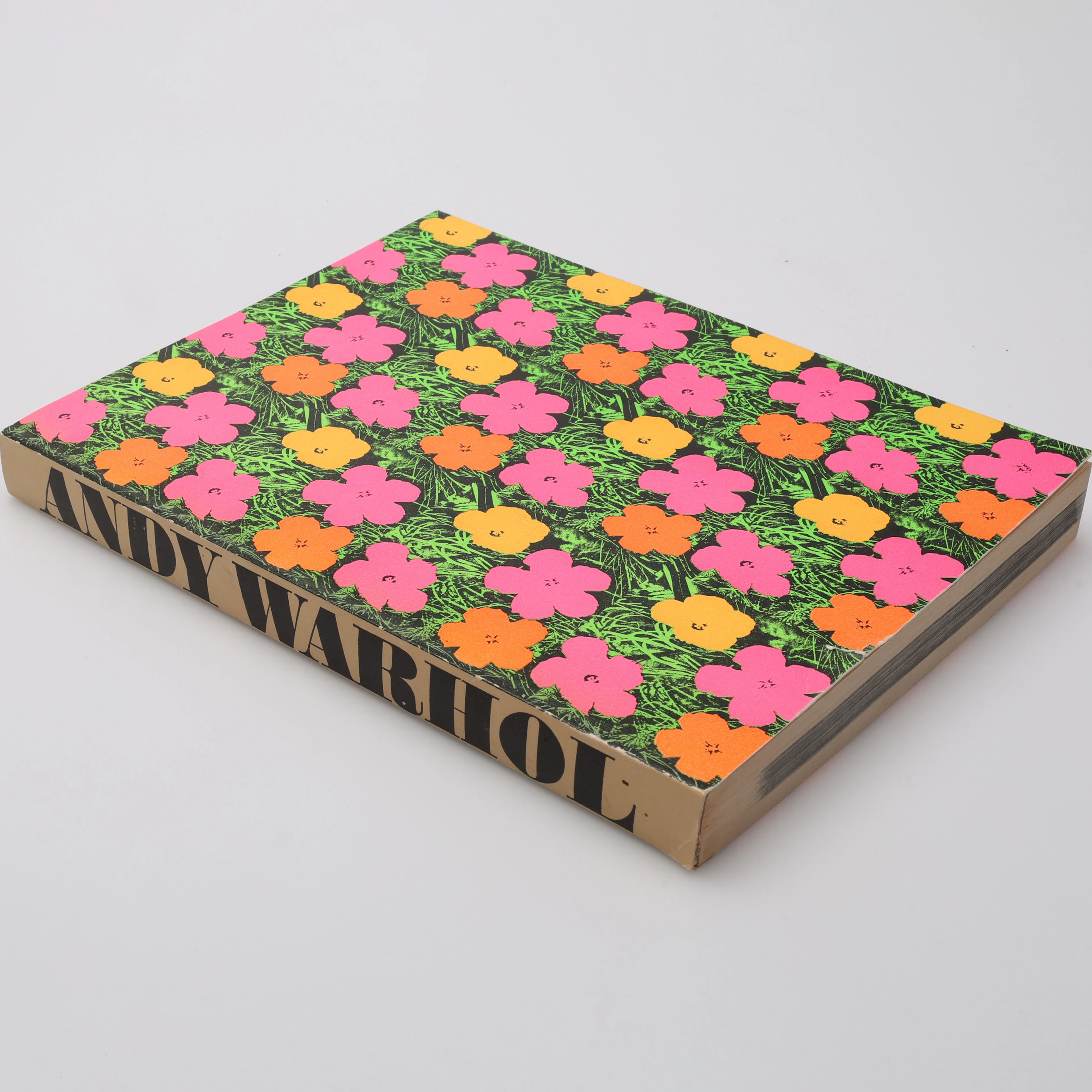 ANDY WARHOL. FRÄSCHT EXEMPLAR AV ANDY WARHOLS STOCKHOLMSKATALOG I