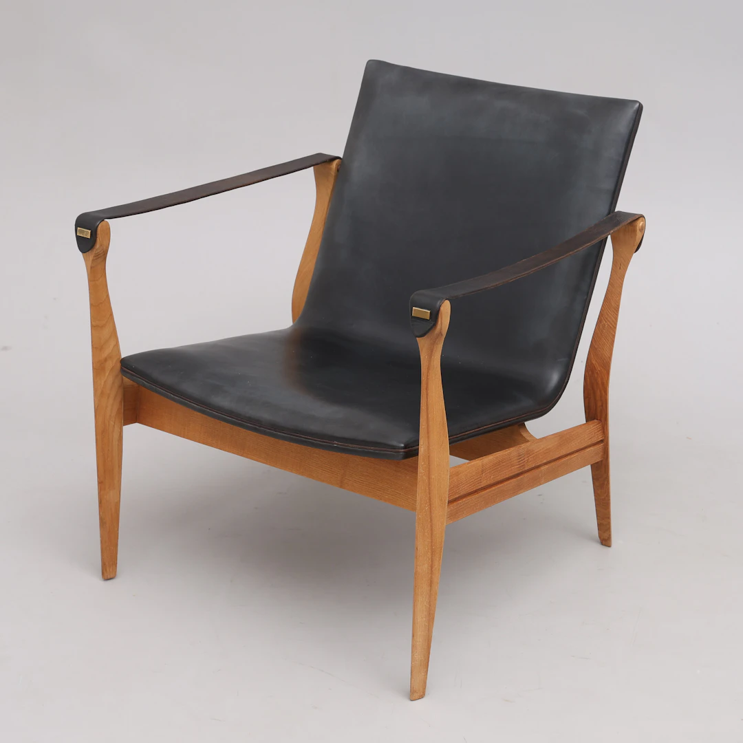 KAREN 1917-2001 & EBBE CLEMMENSEN 2017-2003. FÅTÖLJ, SAFARIMODELL