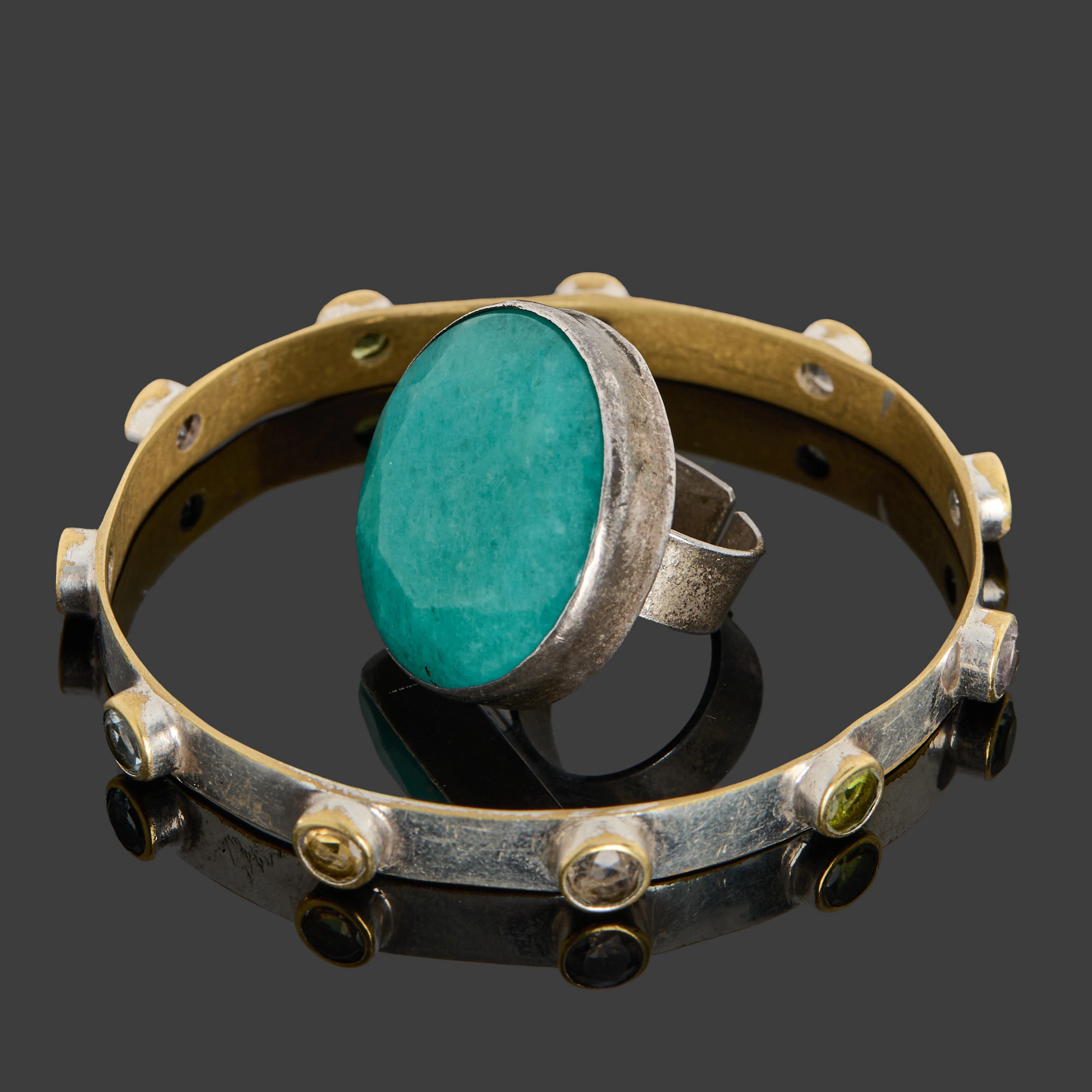 ARMRING SAMT RING, vitmetall samt silver, armring dekorerat med ametist