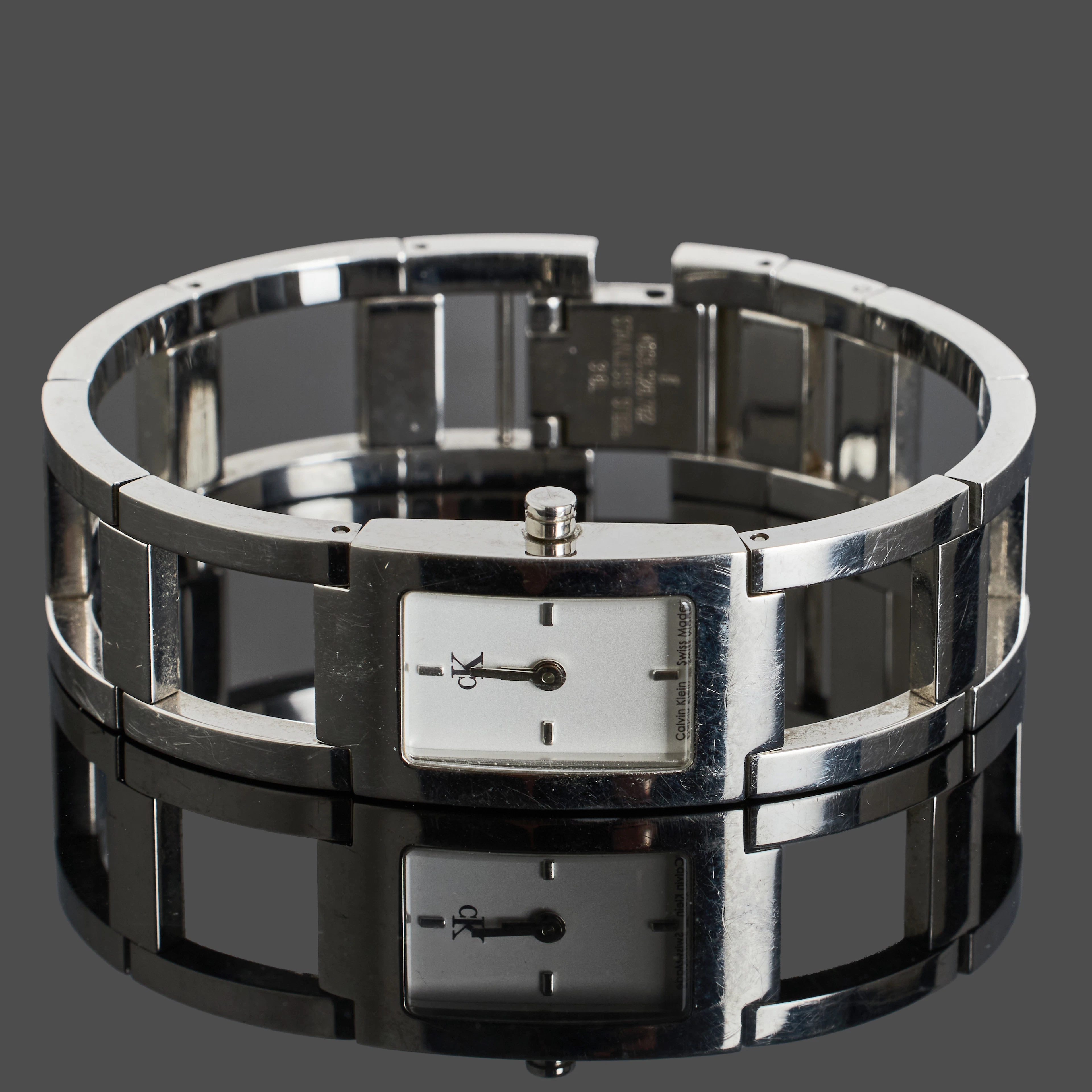 CALVIN KLEIN. Armbandsur, quartz.