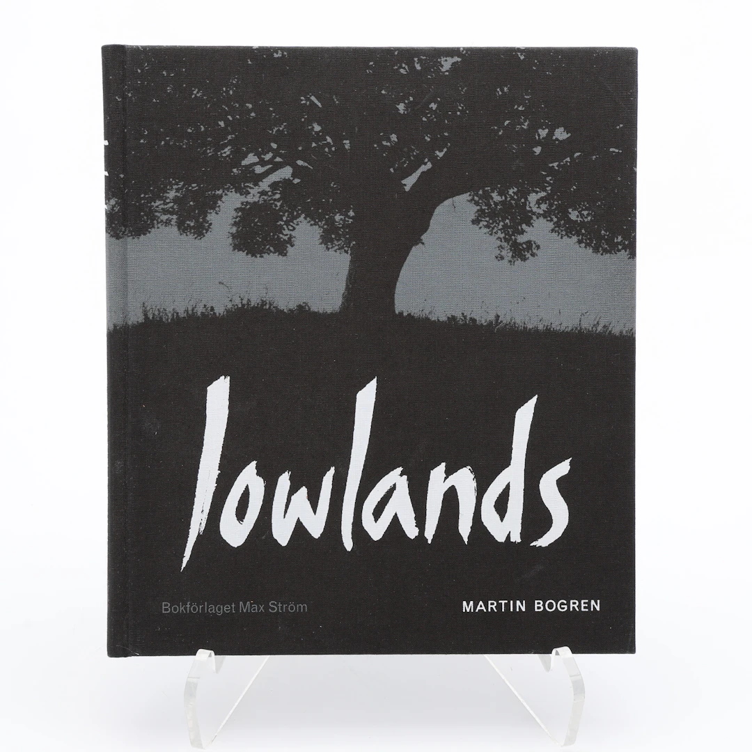 MARTIN BOGRENS "LOWLANDS" I FÖRSTA UPPLAGAN, 2011.