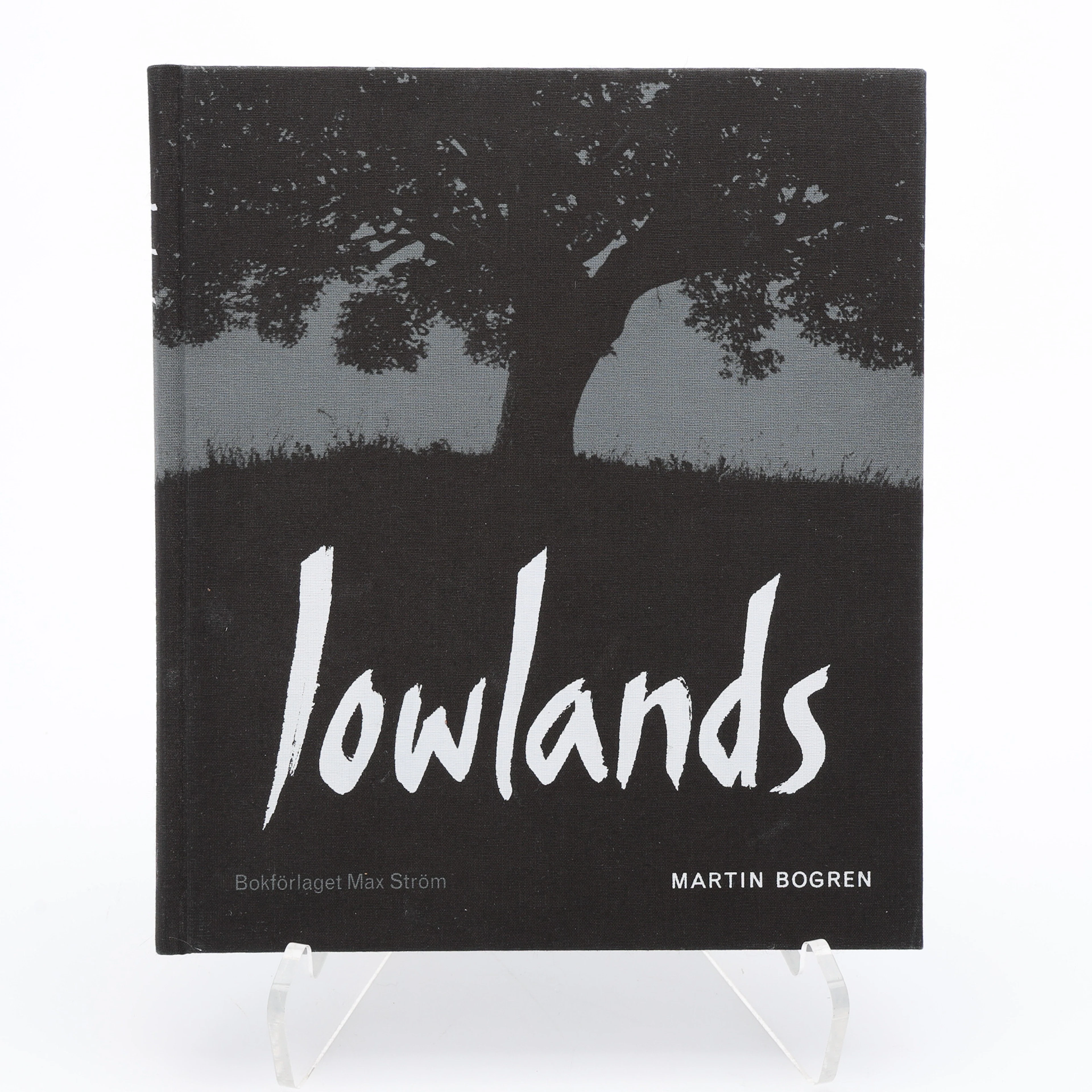 MARTIN BOGRENS "LOWLANDS" I FÖRSTA UPPLAGAN, 2011.