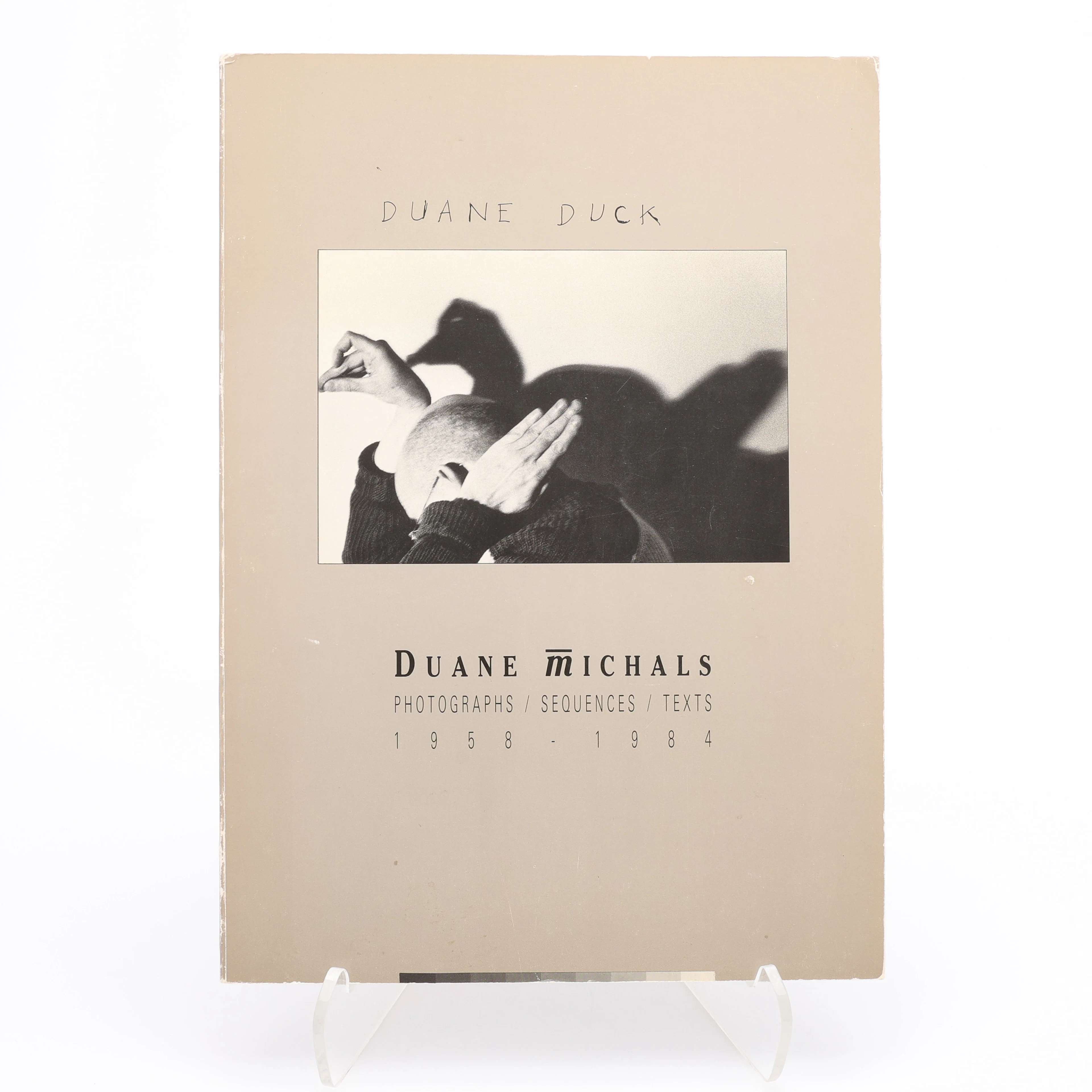 DUANE MICHALS UTSTÄLLNINGSBOK "DUANE DUCK", 1985.