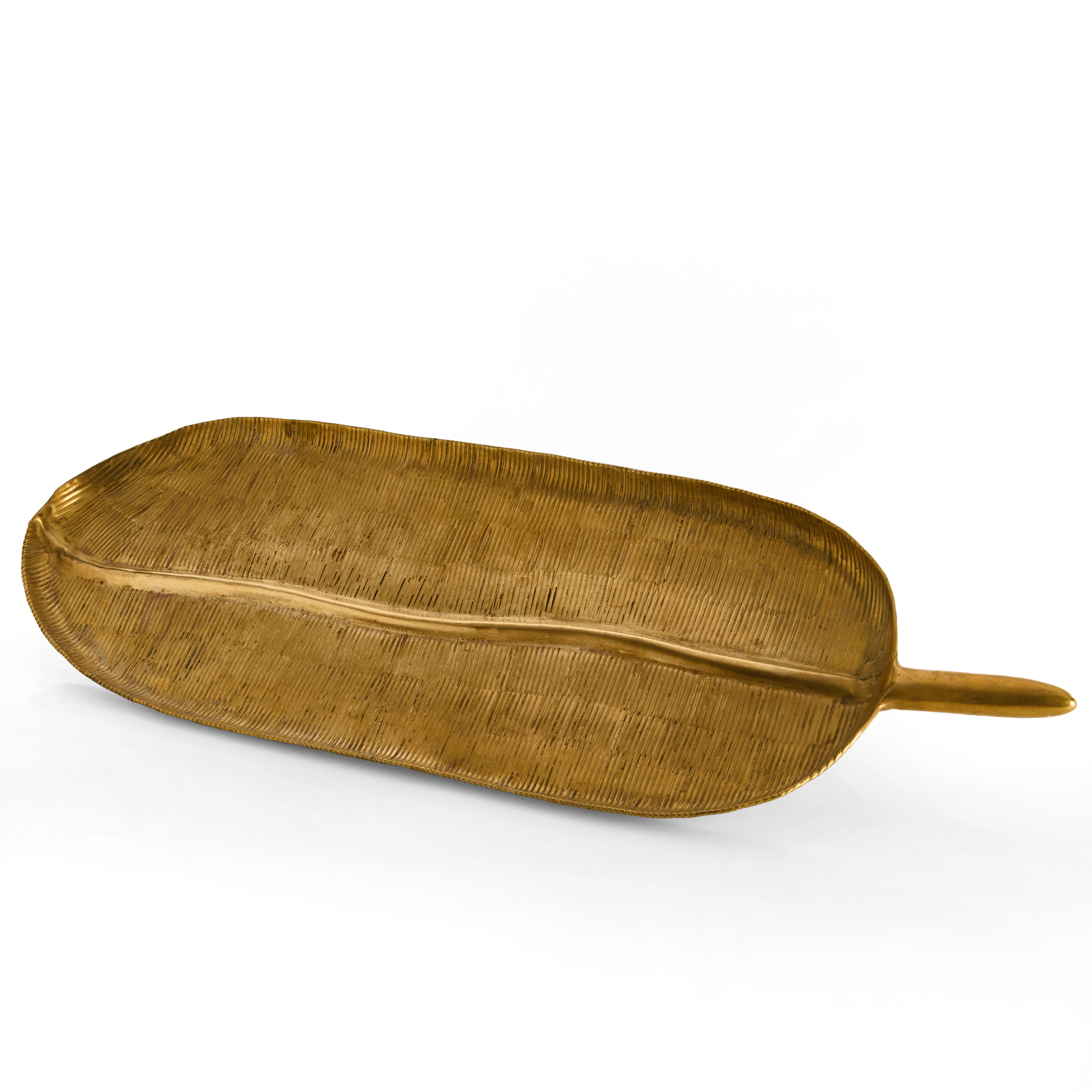 BRICKA, i form av löv. mässing, stämpelmärkt R.O.O.M., 1900/2000-tal.
