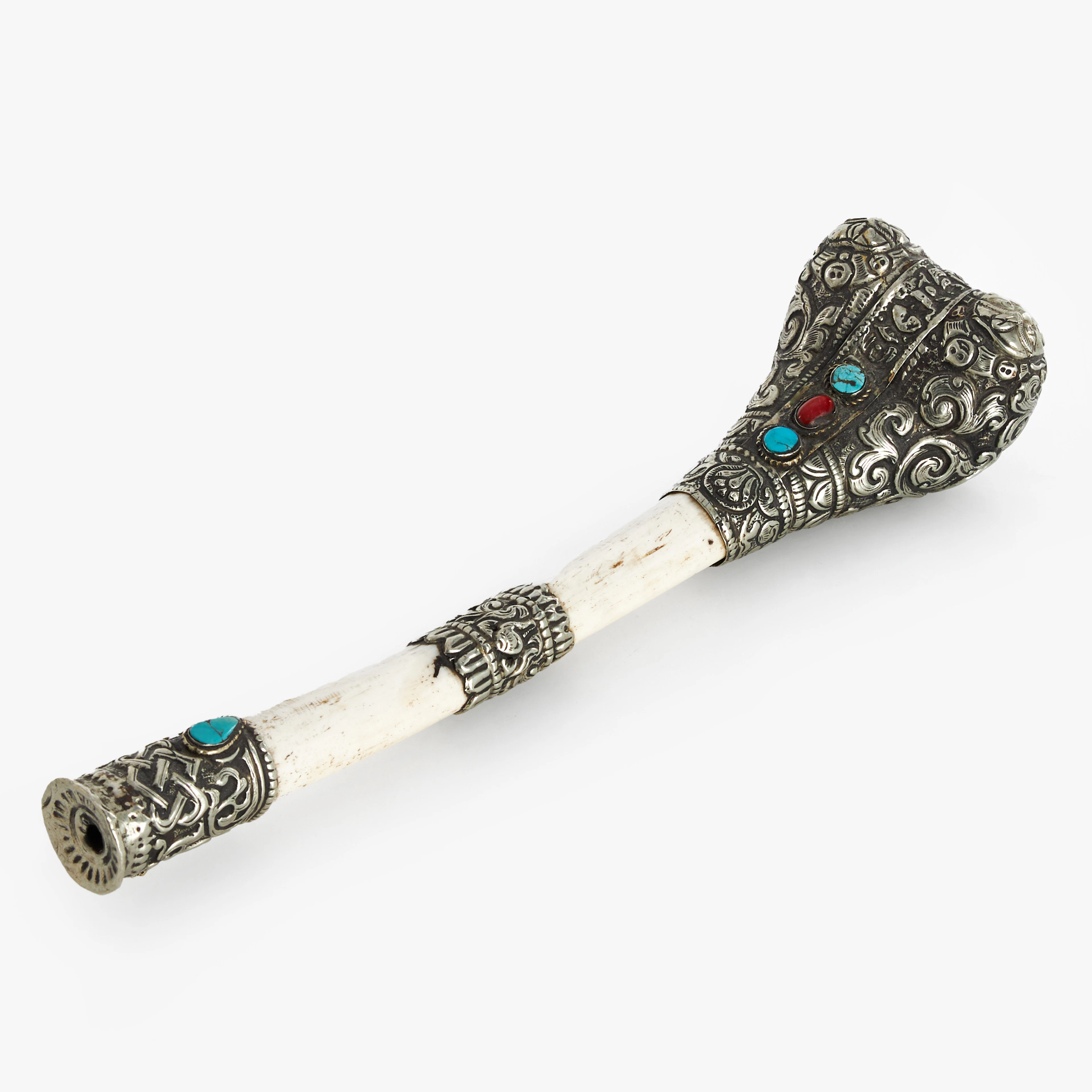KANGLING, Tibetansk trumpet, Ladac, ben och låghaltigt silver, lapis