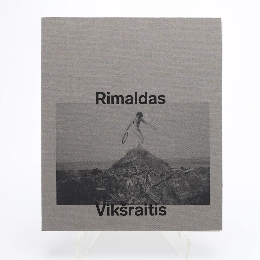 RIMALDAS VIKŠRAITIS "AT THE EDGE OF THE KNOWN WORLD", 2018 - SIGNERAD.
