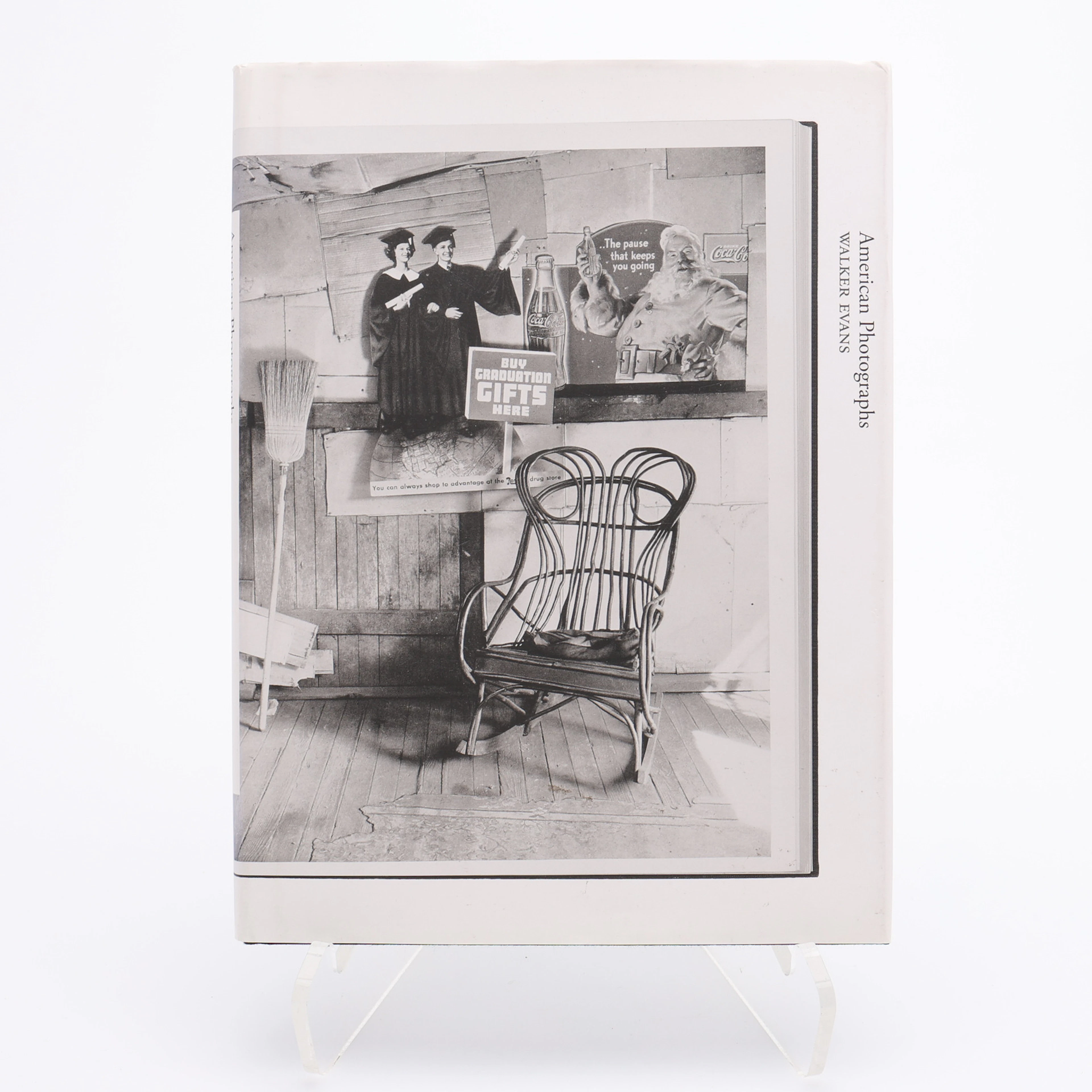 WALKER EVANS "AMERICAN PHOTOGRAPHS", 2011.