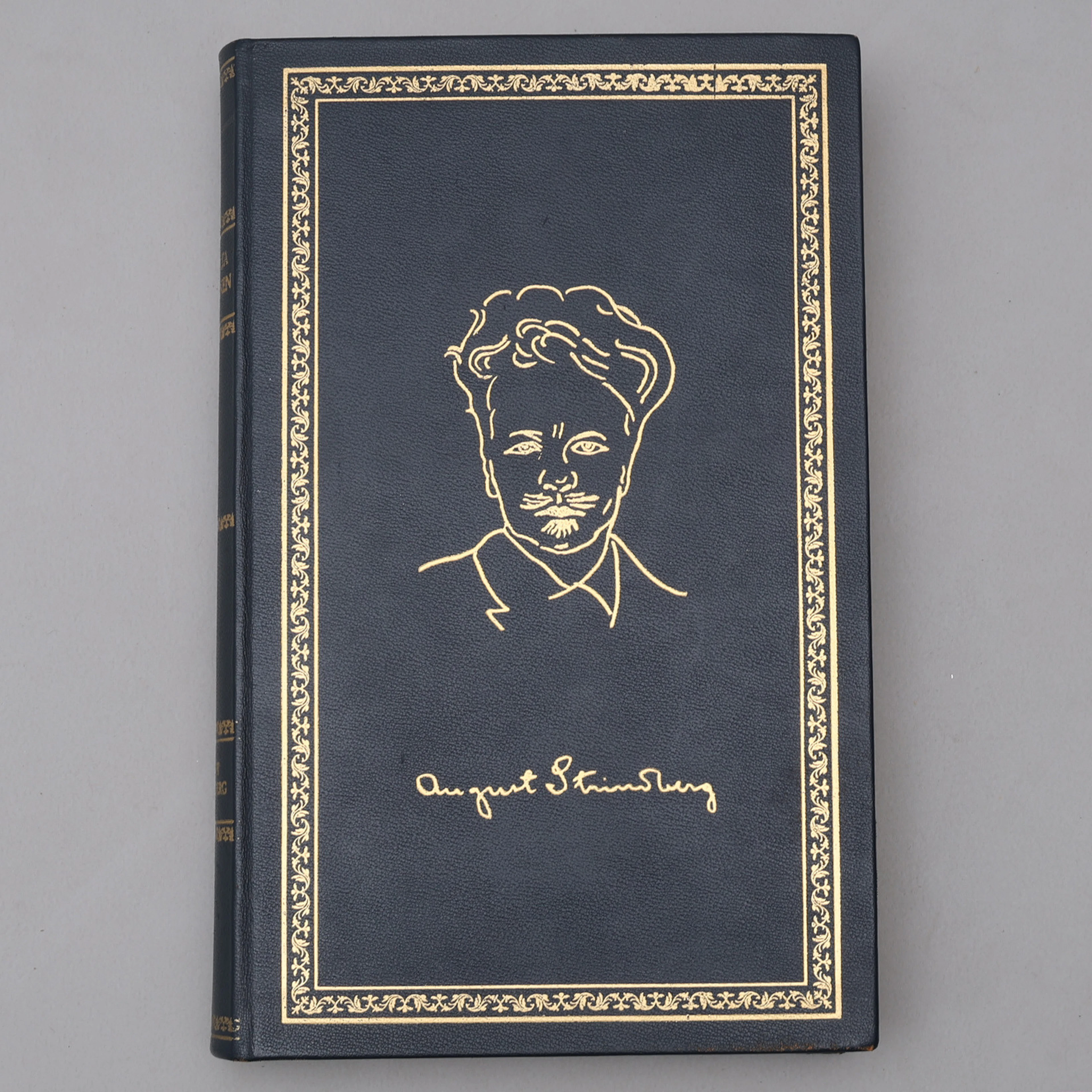 BIBLIOFILI. LYXEXEMPLAR AV FAKSIMILEN AV AUGUST STRINDBERGS OCKULTA