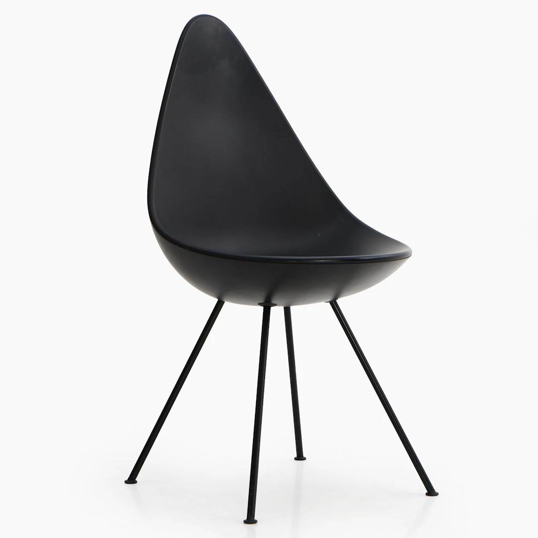 ARNE JACOBSEN (DANMARK, 1902–1971). "Droppen", stol, Fritz Hansen