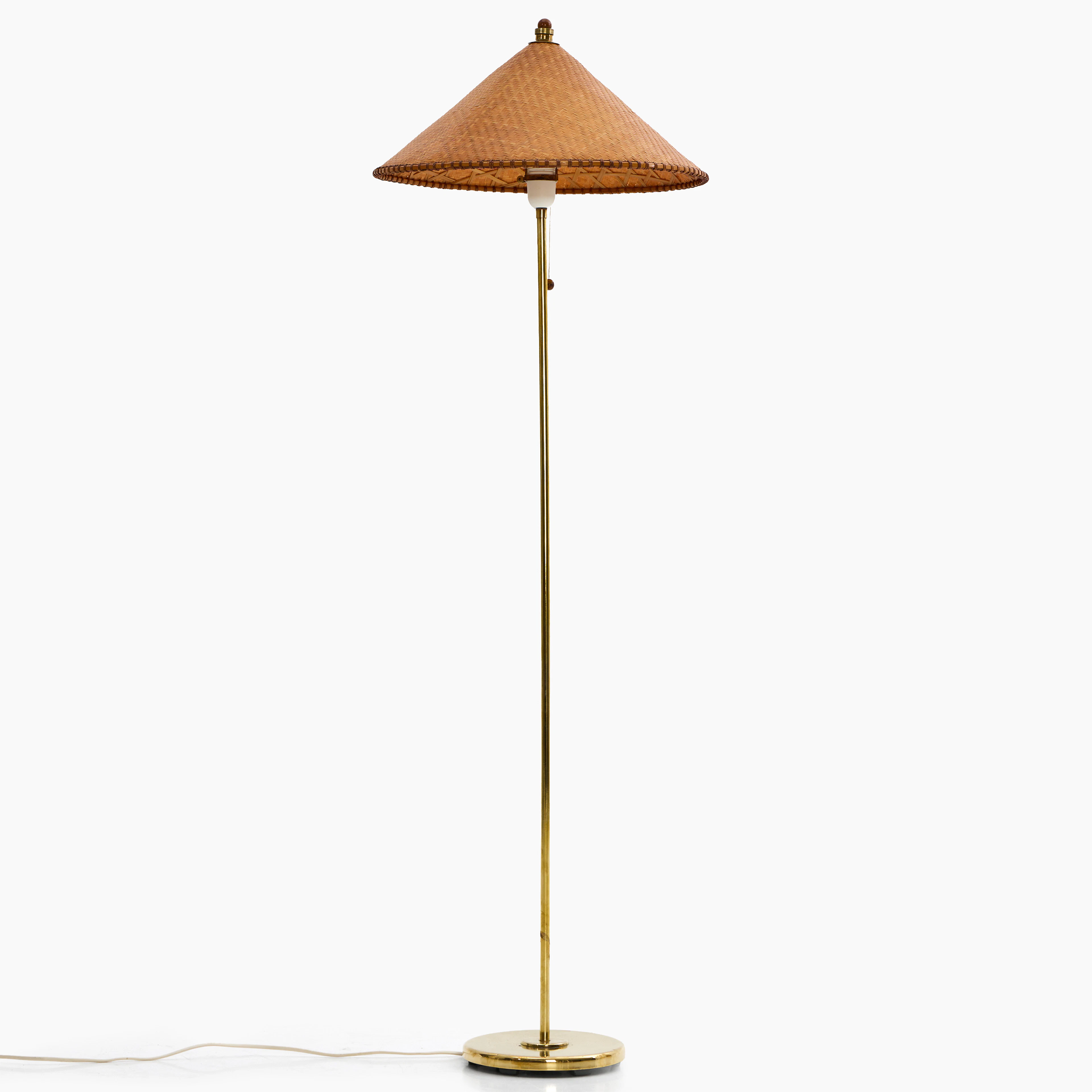 ARVID BÖHLMARKS LAMPFABRIK. Golvlampa, modell 15345, mässing, 1930-tal.