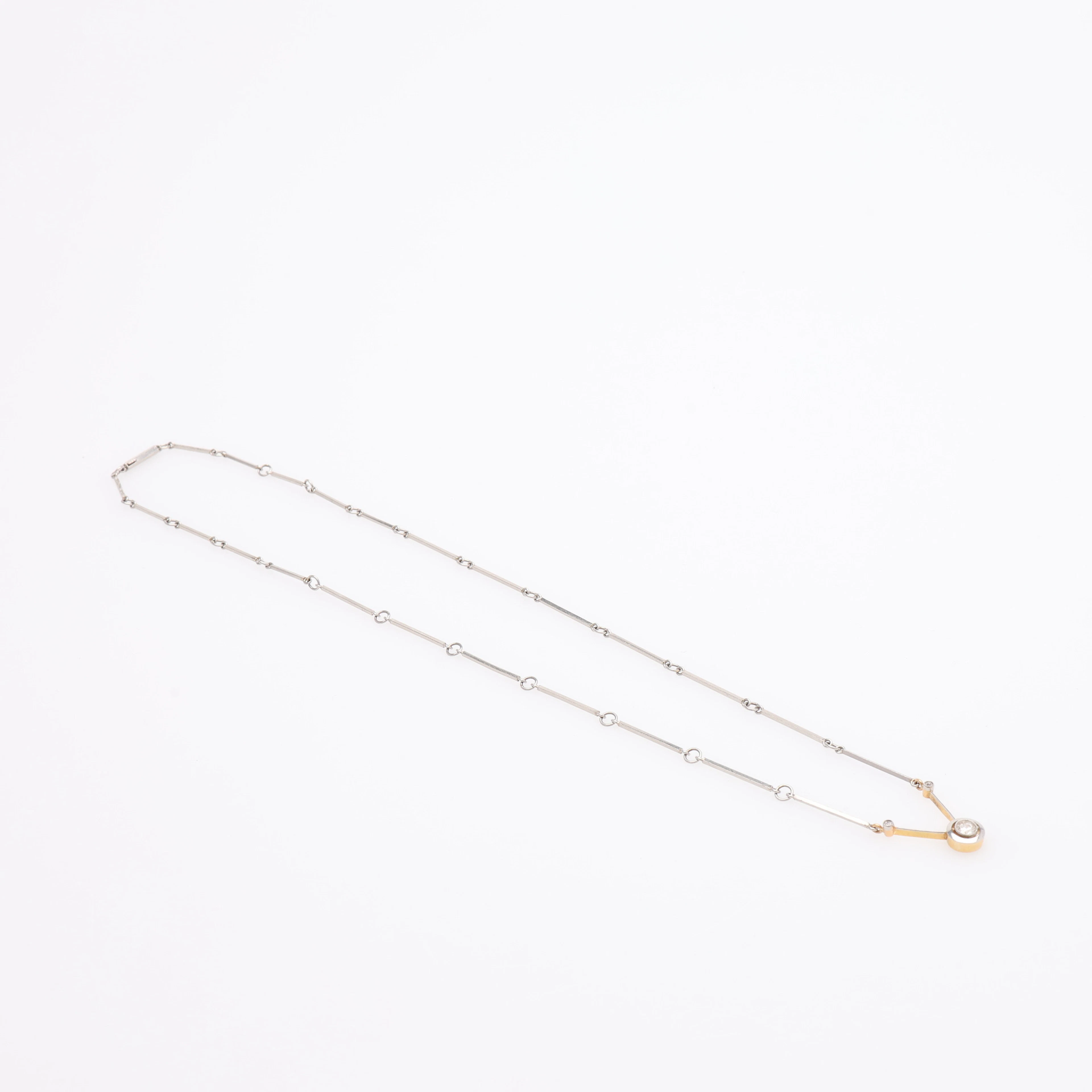 COLLIER, STERLINGSILVER, WIWEN NILSSON, MED HÄNGE AV 18K GULD & 1