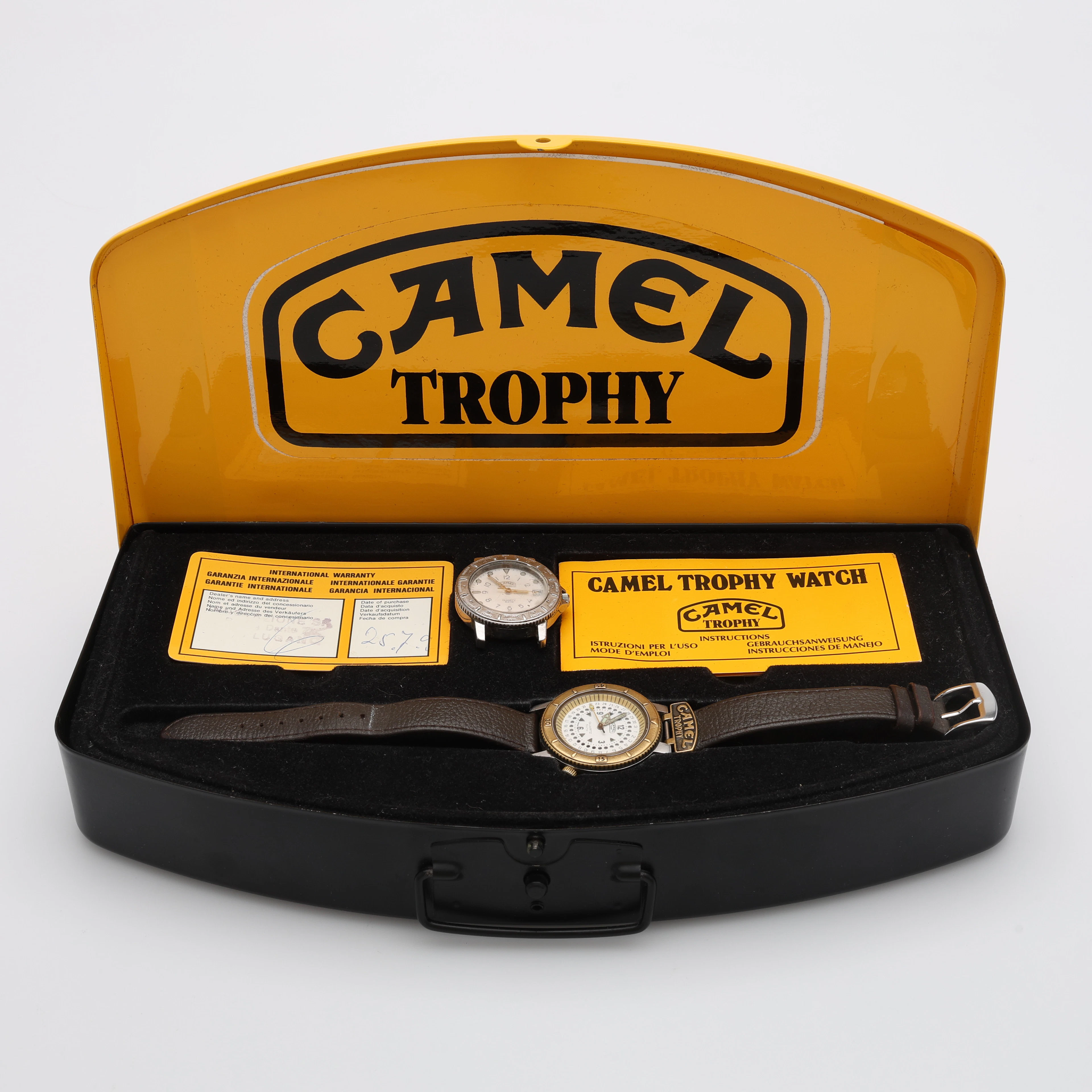 KLOCKOR, 2 ST, CAMEL TROPHY, USA.