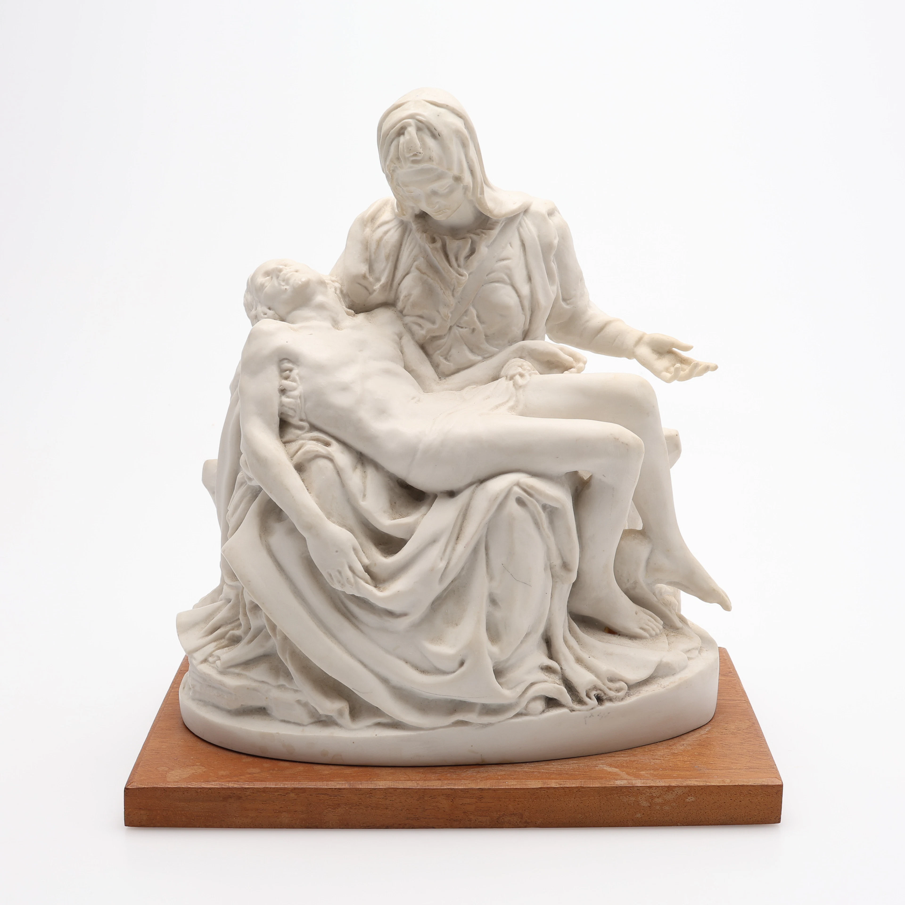 MICHELANGELO BUONARROTI. EFTER. SKULPTUR, BISKVI, PIETA, SIGNERAD