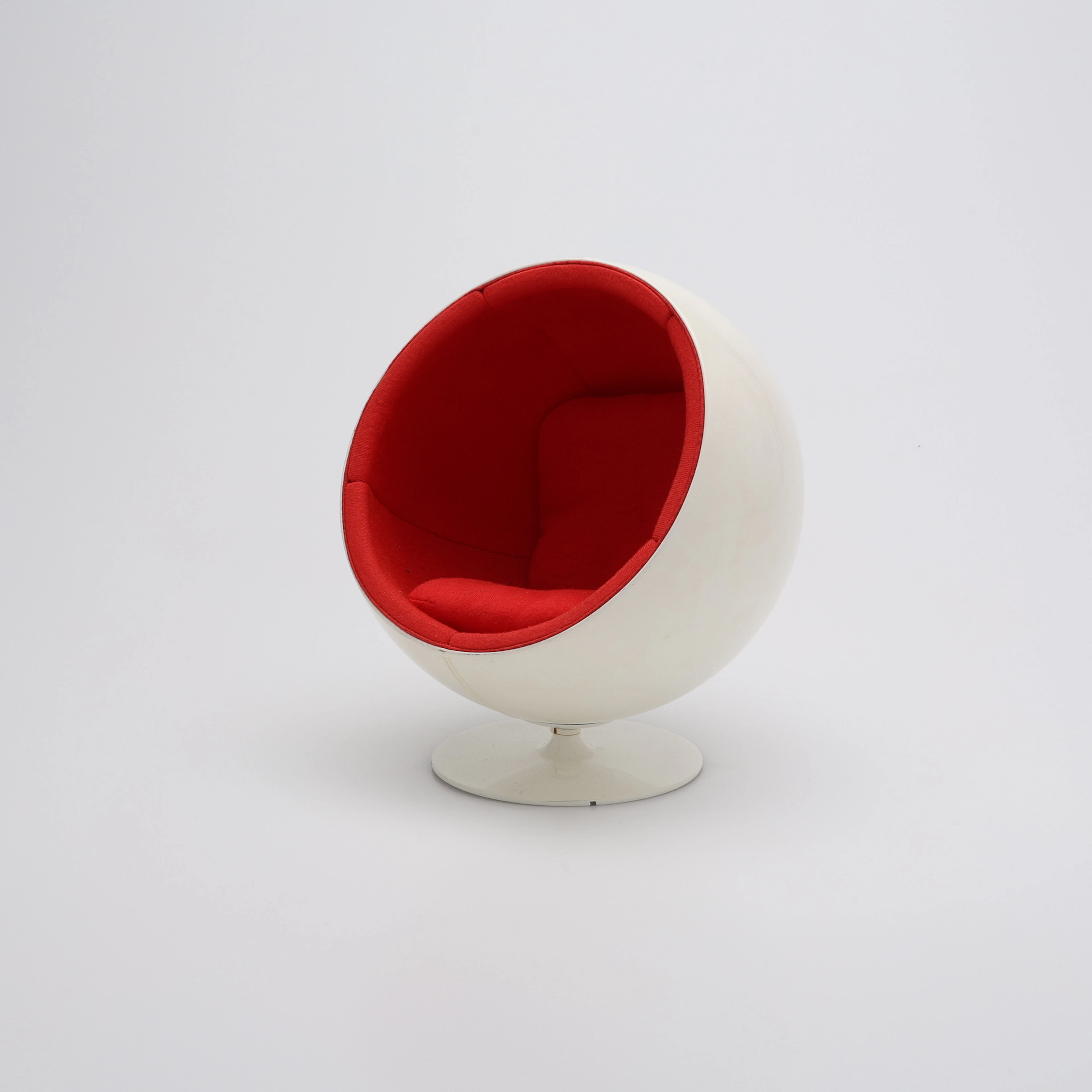 MINIATYR, ALUMINIUM & GLASFIBER, "ÅSKBOLLEN", EERO AARNIO, MINIATURES