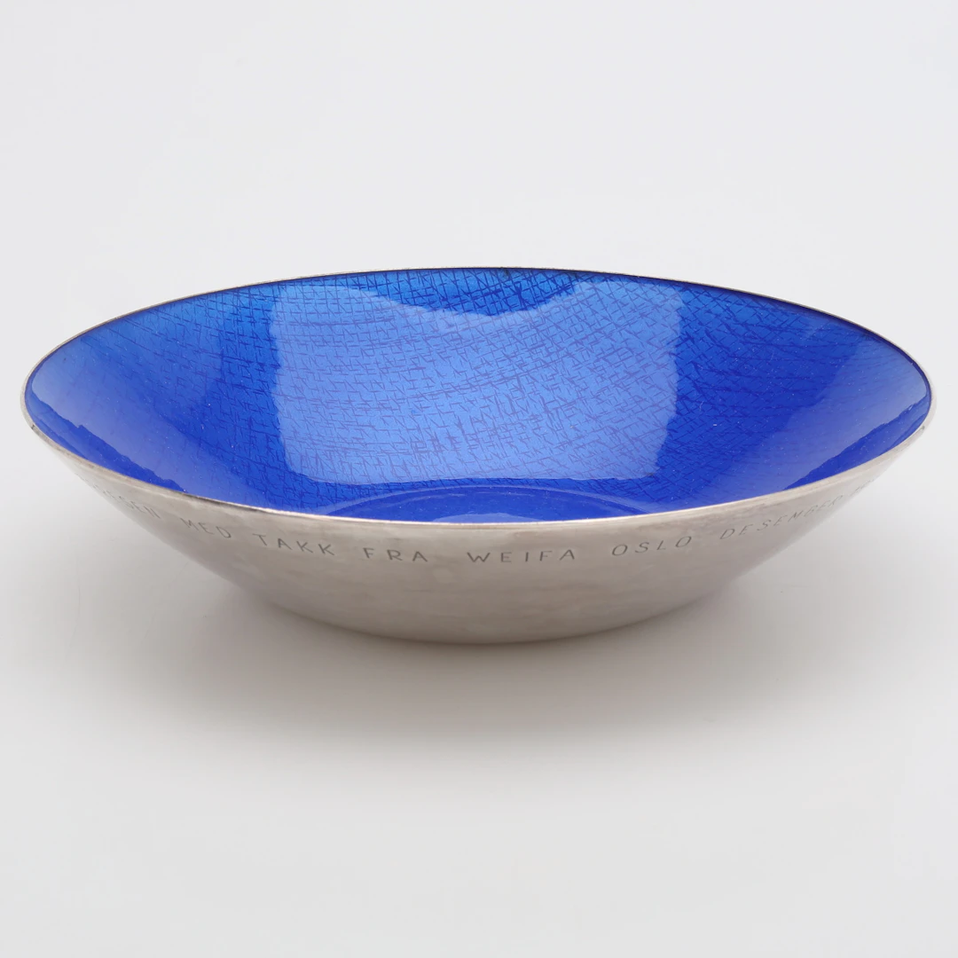 GRETE PRYTZ KITTELSEN. SKÅL, STERLINGSILVER & EMALJ, FÖR JACOB TOSTRUP