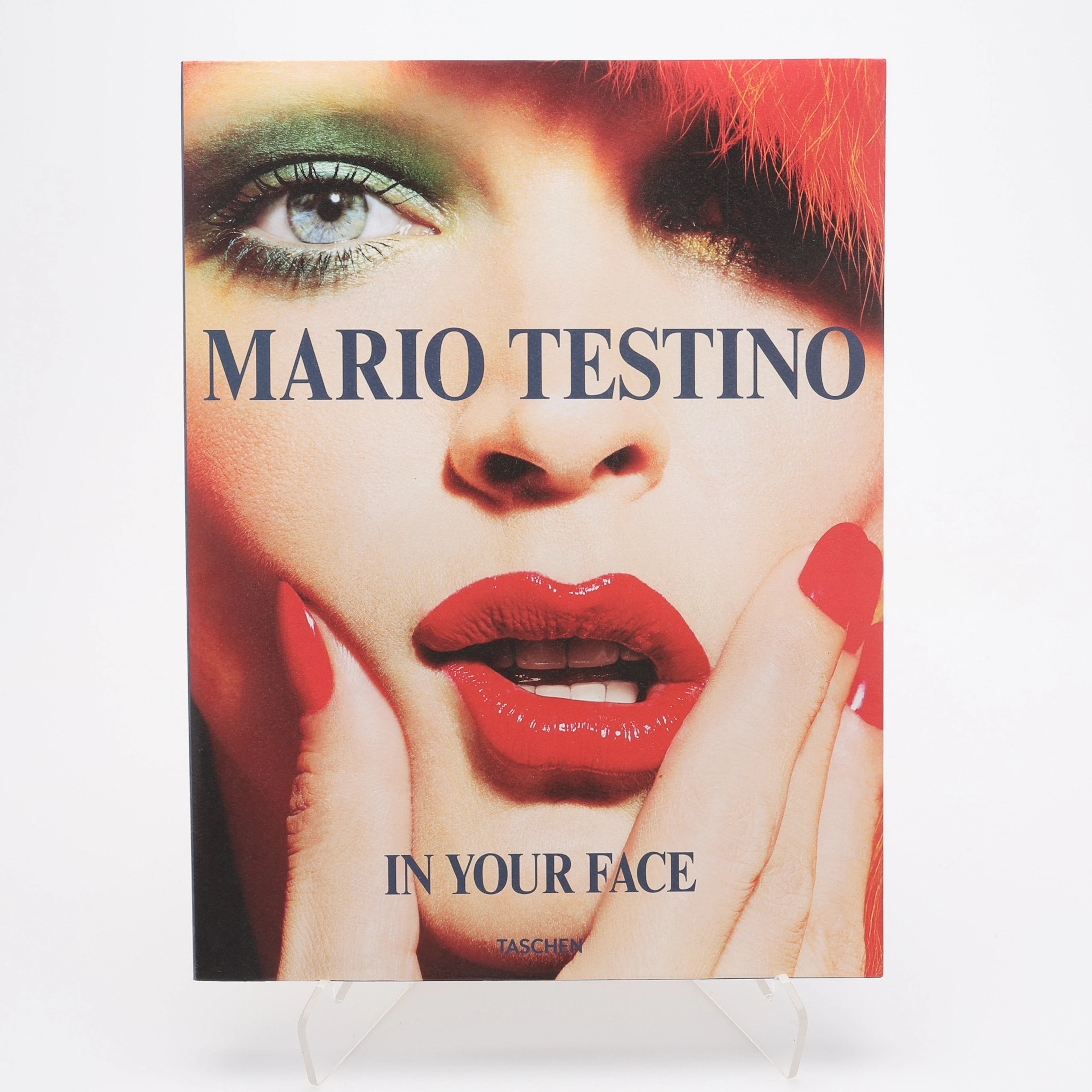 FOTO. DEN PERUANSKE FOTOGRAFEN MARIO TESTINOS "IN YOUR FACE", 2015.