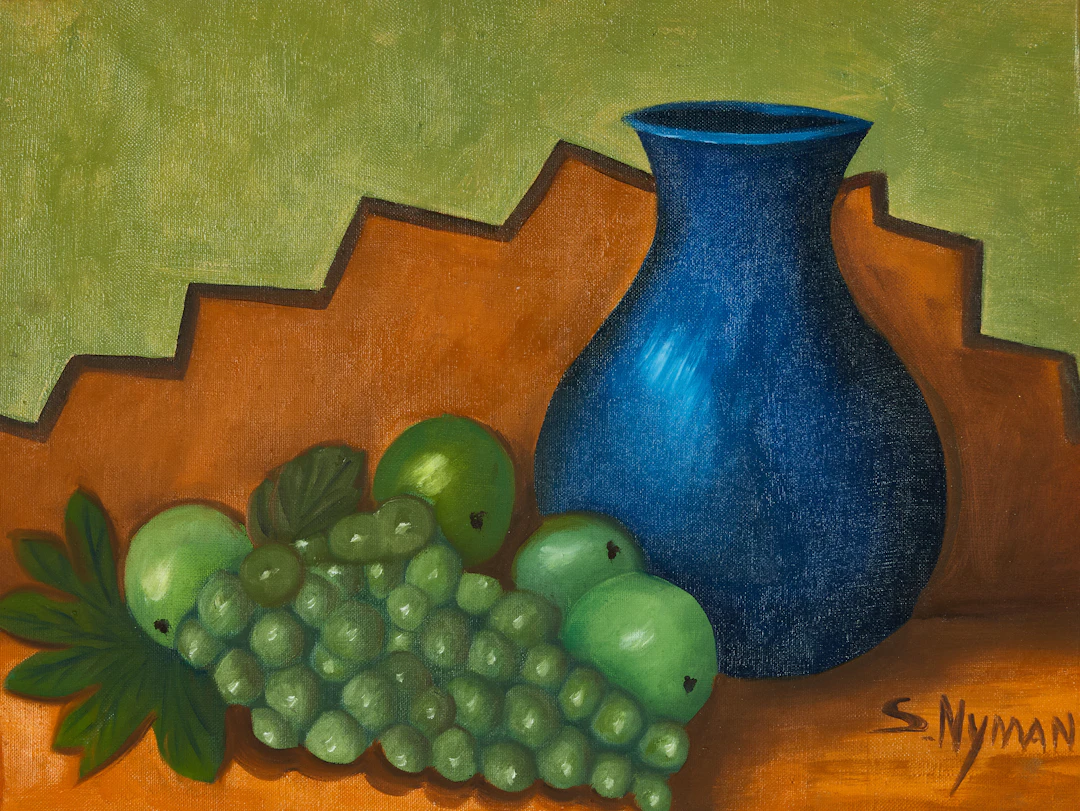 SVEA NYMAN (1902-1986), Stilleben med gröna frukter och blå vas, signerad