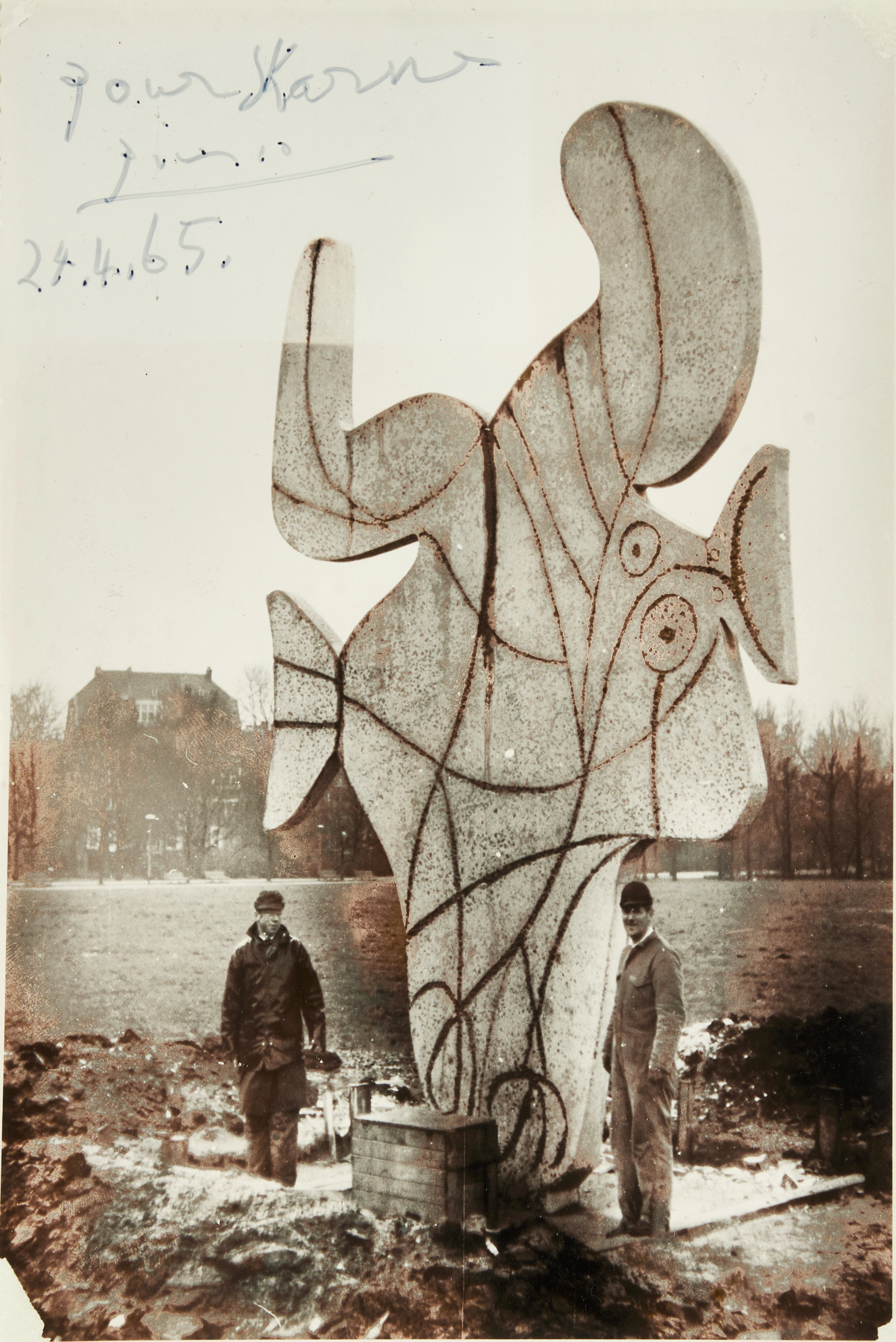 PABLO PICASSO/CARL NESJAR, fotografi, "Figure découpée" / "L'oiseau"