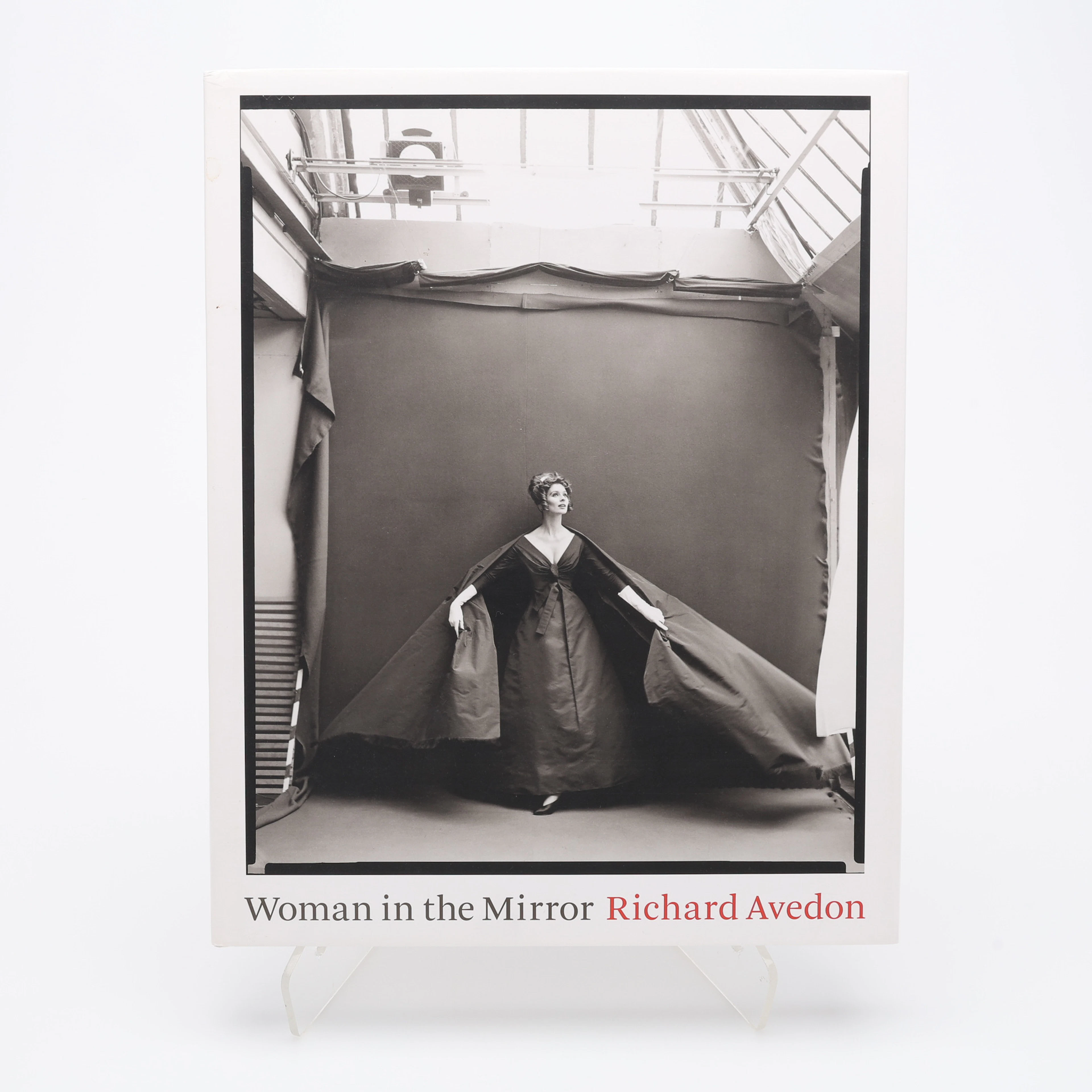FOTO. DEN AMERIKANSKE FOTOGRAFEN RICHARD AVEDONS "WOMAN IN THE MIRROR"