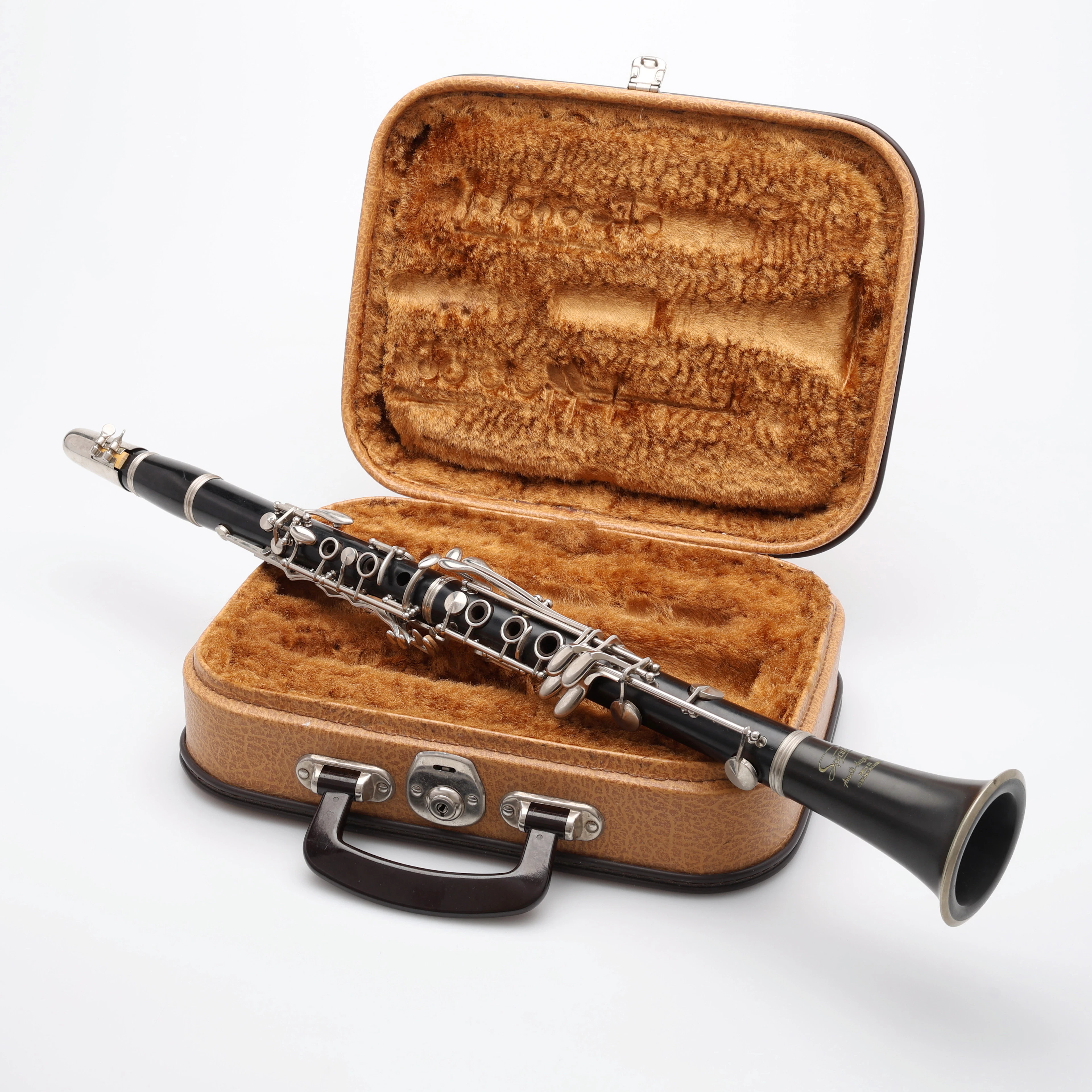 KLARINETT, AMATI-KRASLICE, "Special", Tjeckien, i etui.