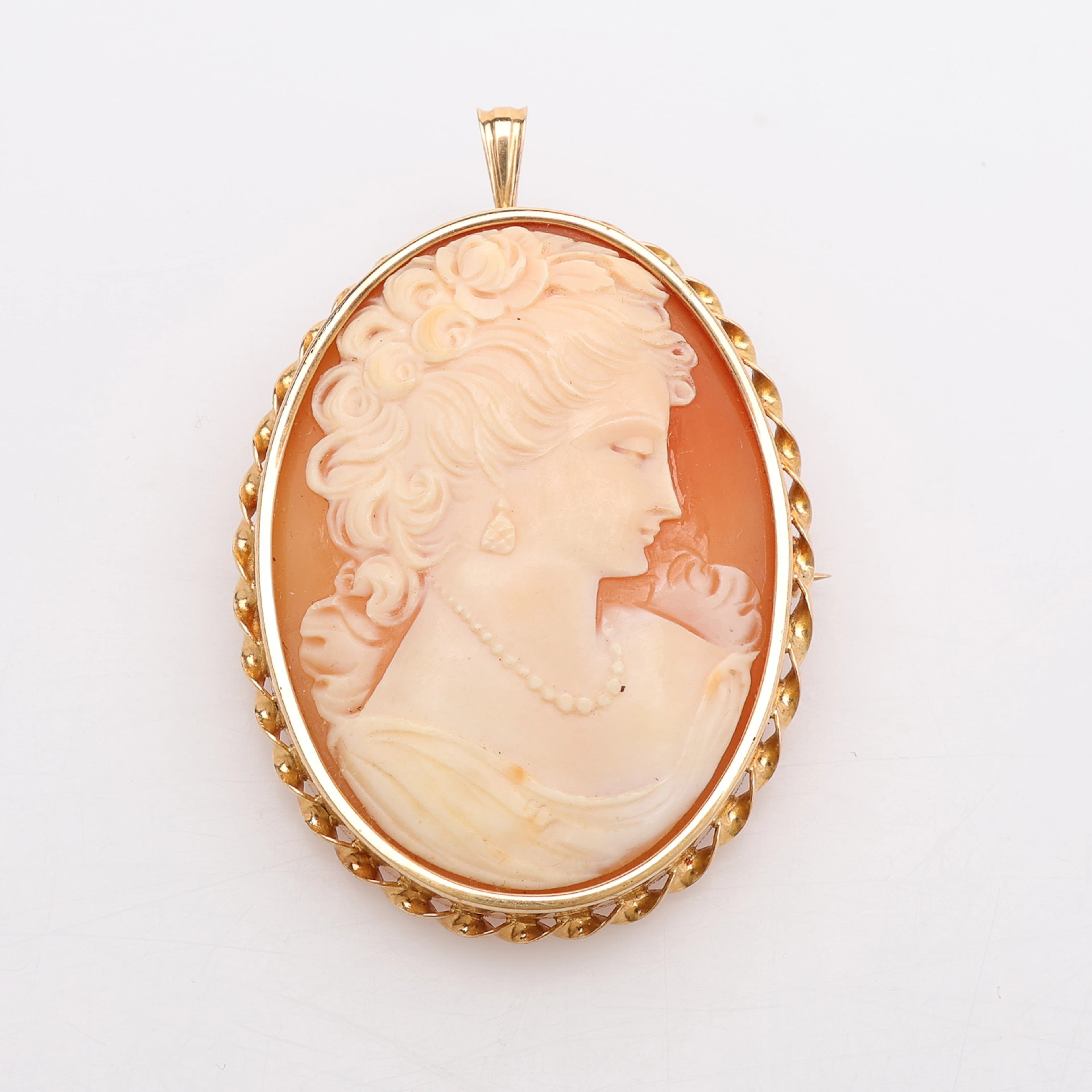 BROSCH/HÄNGE, 18K GULD & SNÄCKKAMÉ, OLLE SVENSSON, KARLSHAMN, 1956