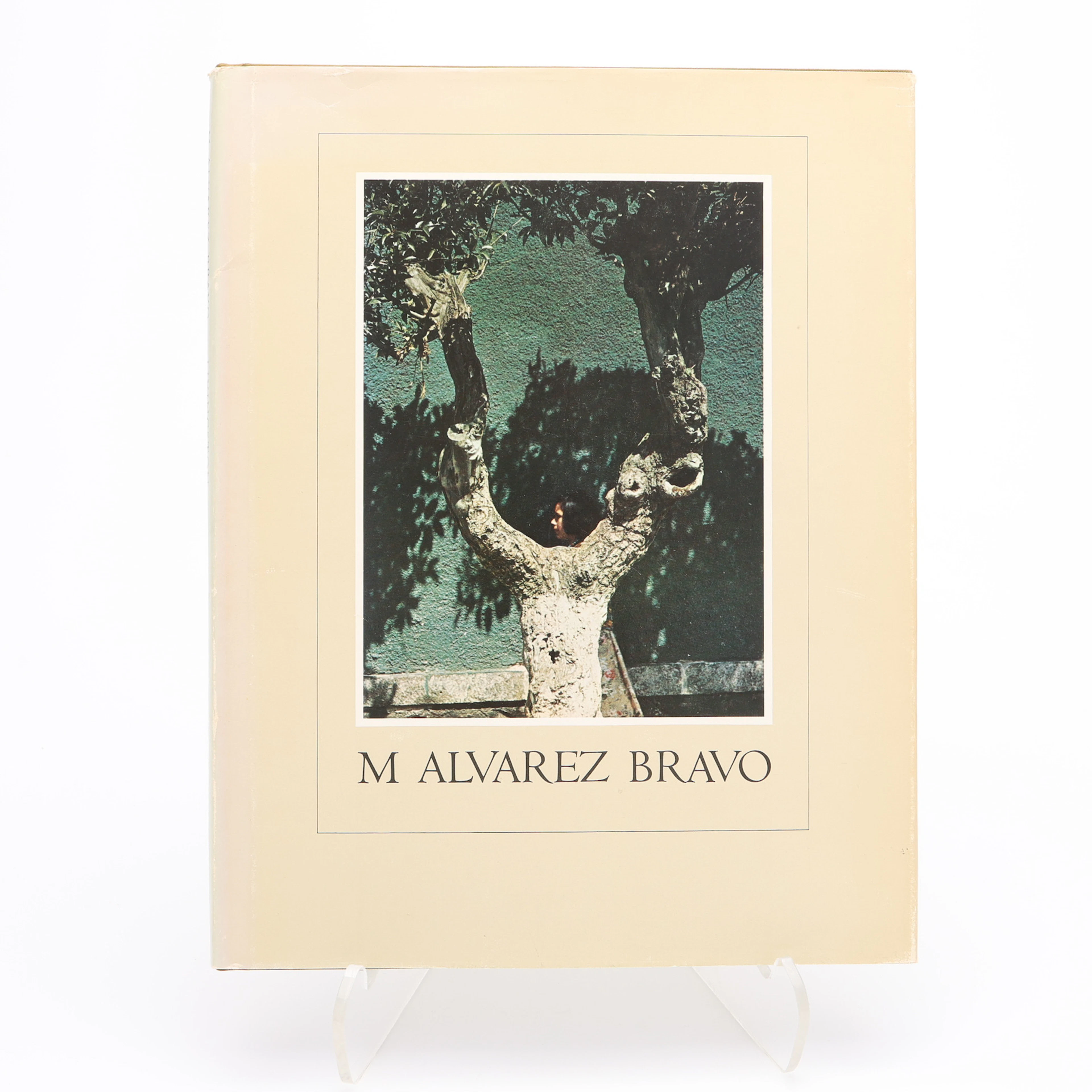 JANE LIVINGSTONS BOK OM MANUEL ÁLVAREZ BRAVO, 1980.