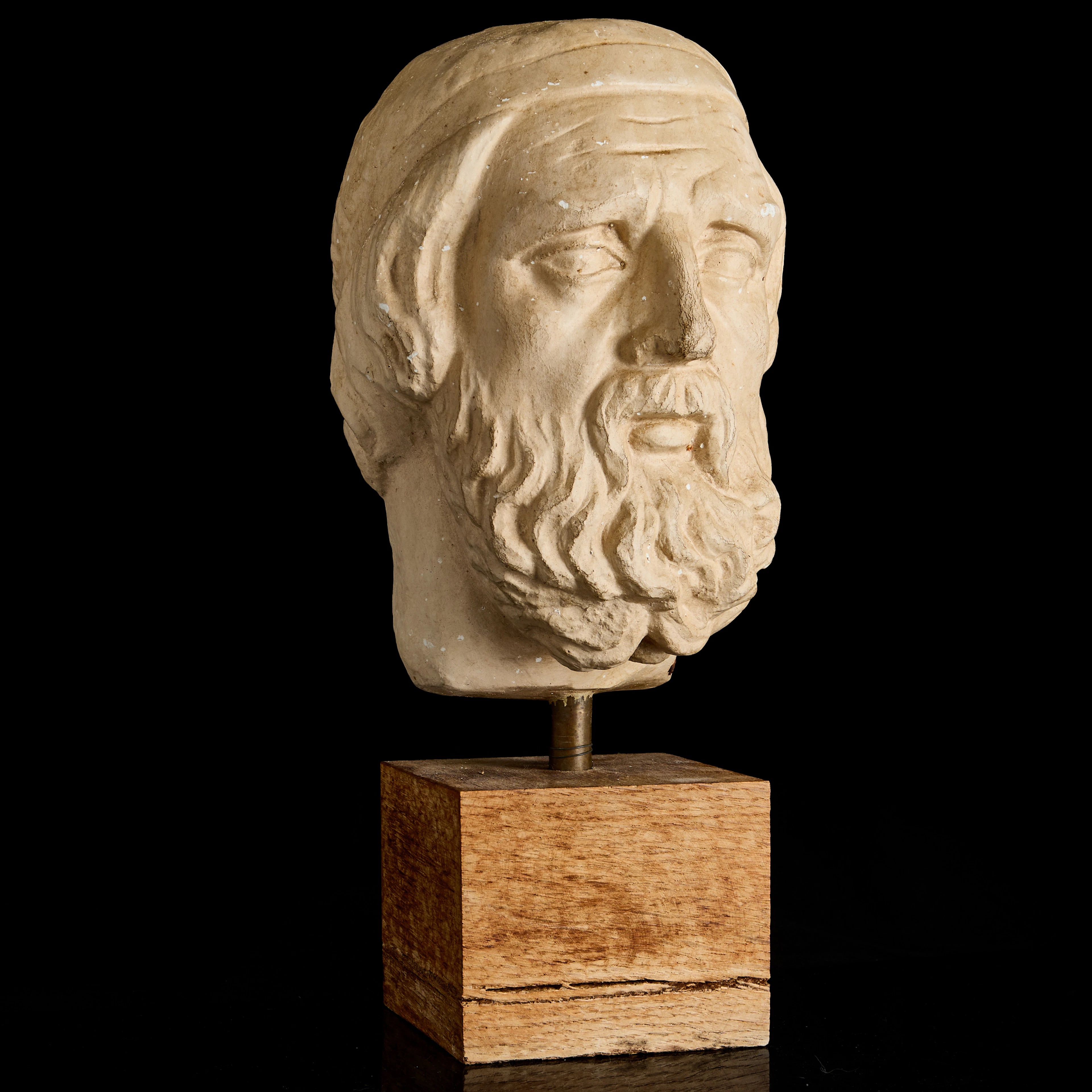 SKULPTUR, Homer, efter antik förlaga, bemålad gips, sockel i trä.