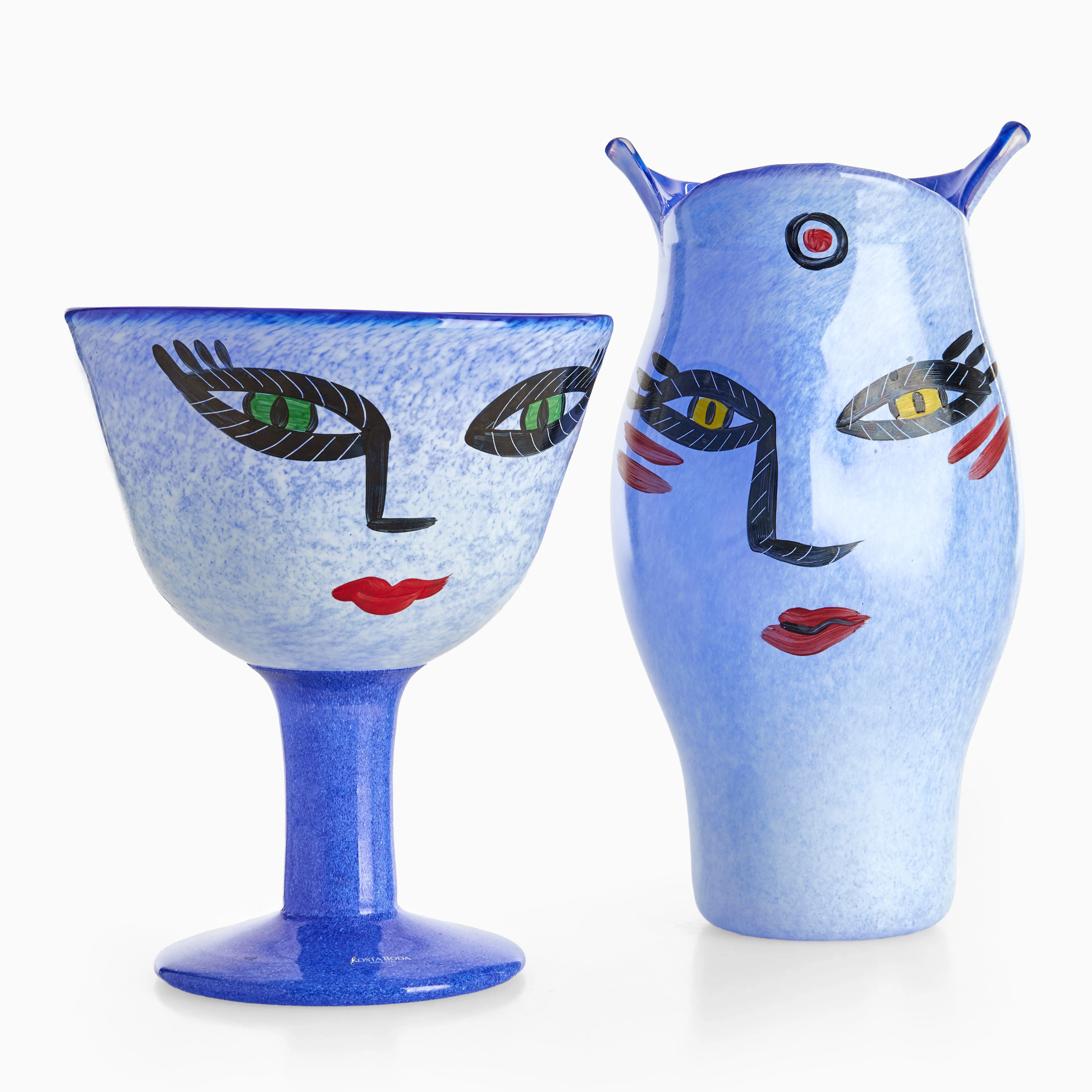 ULRICA HYDMAN-VALLIEN. Vas samt Skål på fot, "Open mind", konstglas