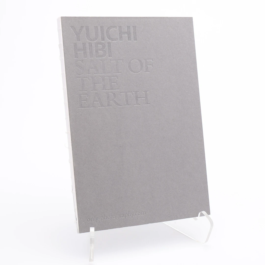 YUICHI HIBIS "SALT OF THE EARTH" I BEGRÄNSAD FÖRSTA UPPLAGAN, 2014 - SIGNERAD.
