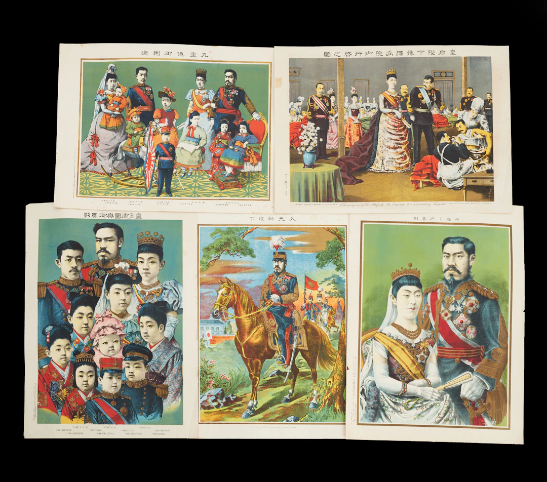 JAPANSKA KEJSARFAMILJEN, 5 affischer i litografi, ca 1905.