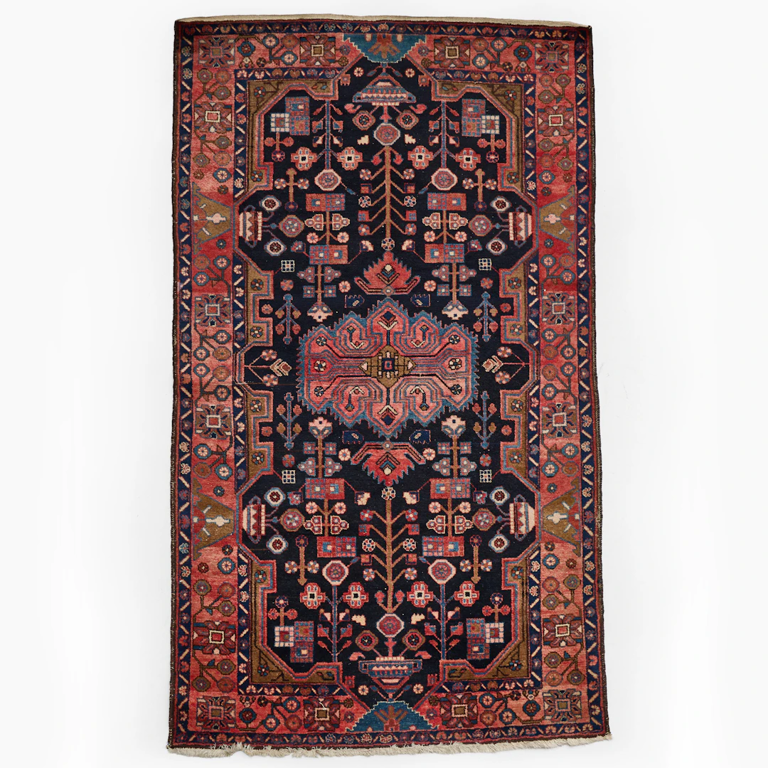 ORIENTMATTA, ull, ca 230 x 134 cm.