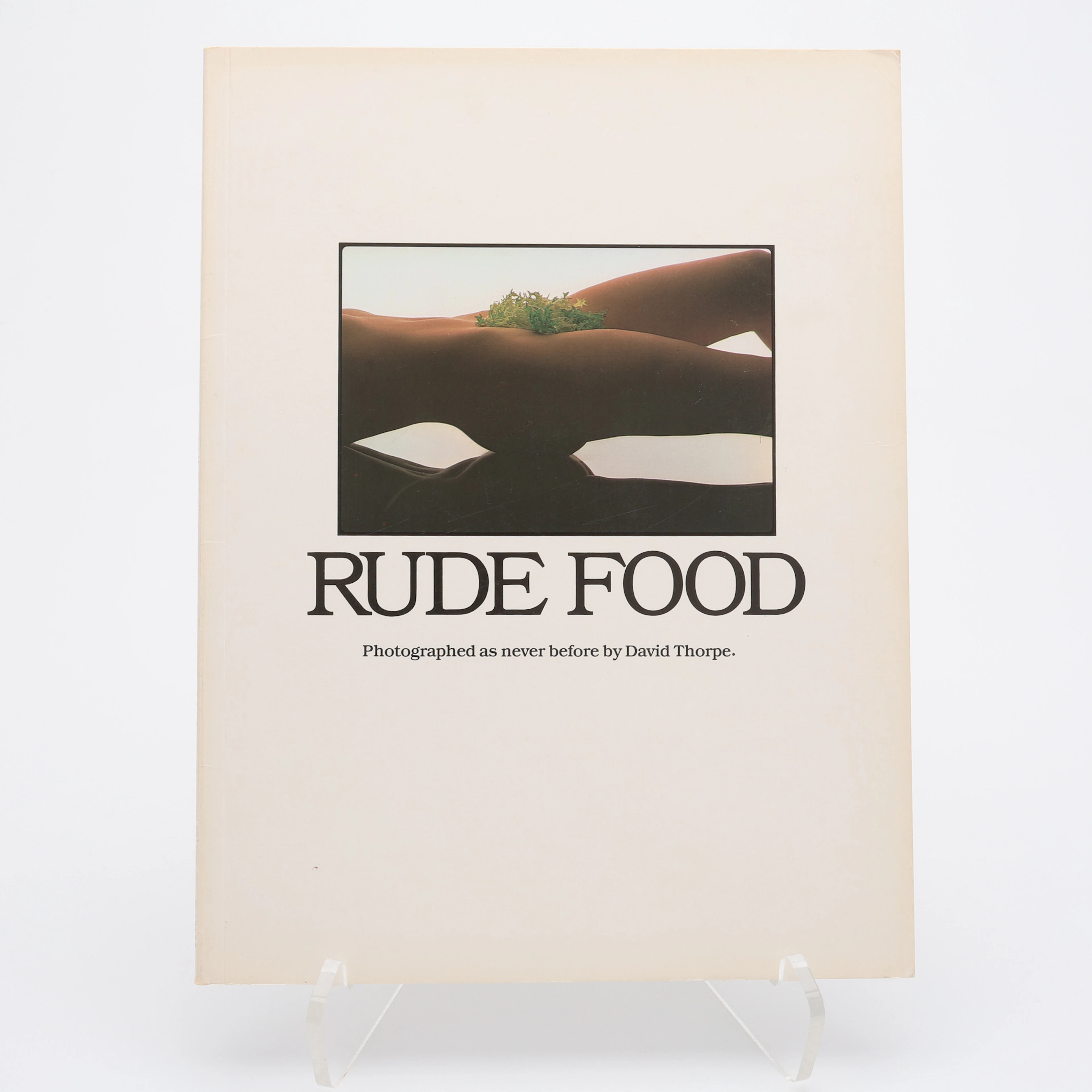 FOTO. DEN BRITTISKE FOTOGRAFEN DAVID THORPES "RUDE FOOD" I FÖRSTA