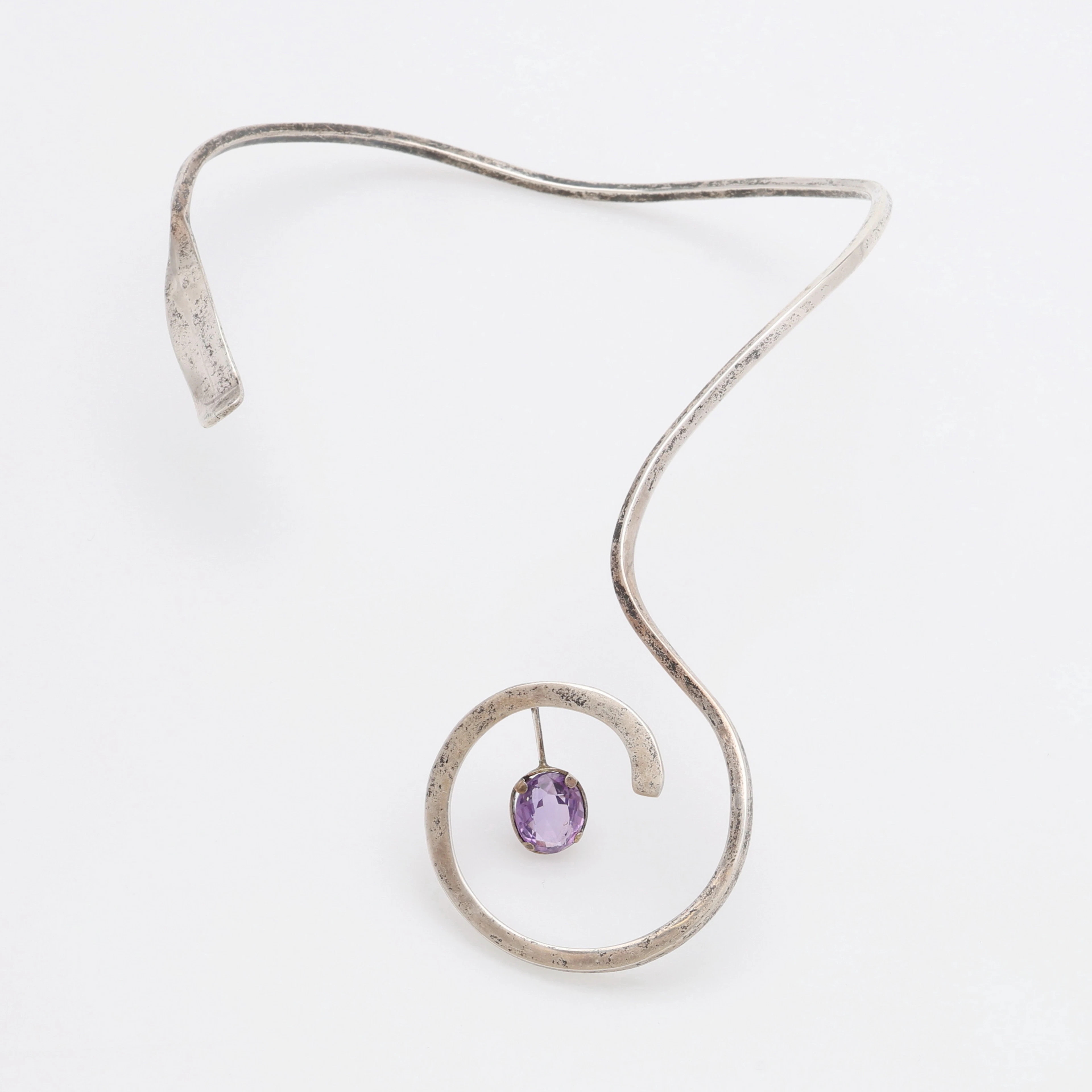 LARS CHRISTER WENNGREN. COLLIER, SILVER OCH AMETIST, GÄVLE, 1970-TAL.