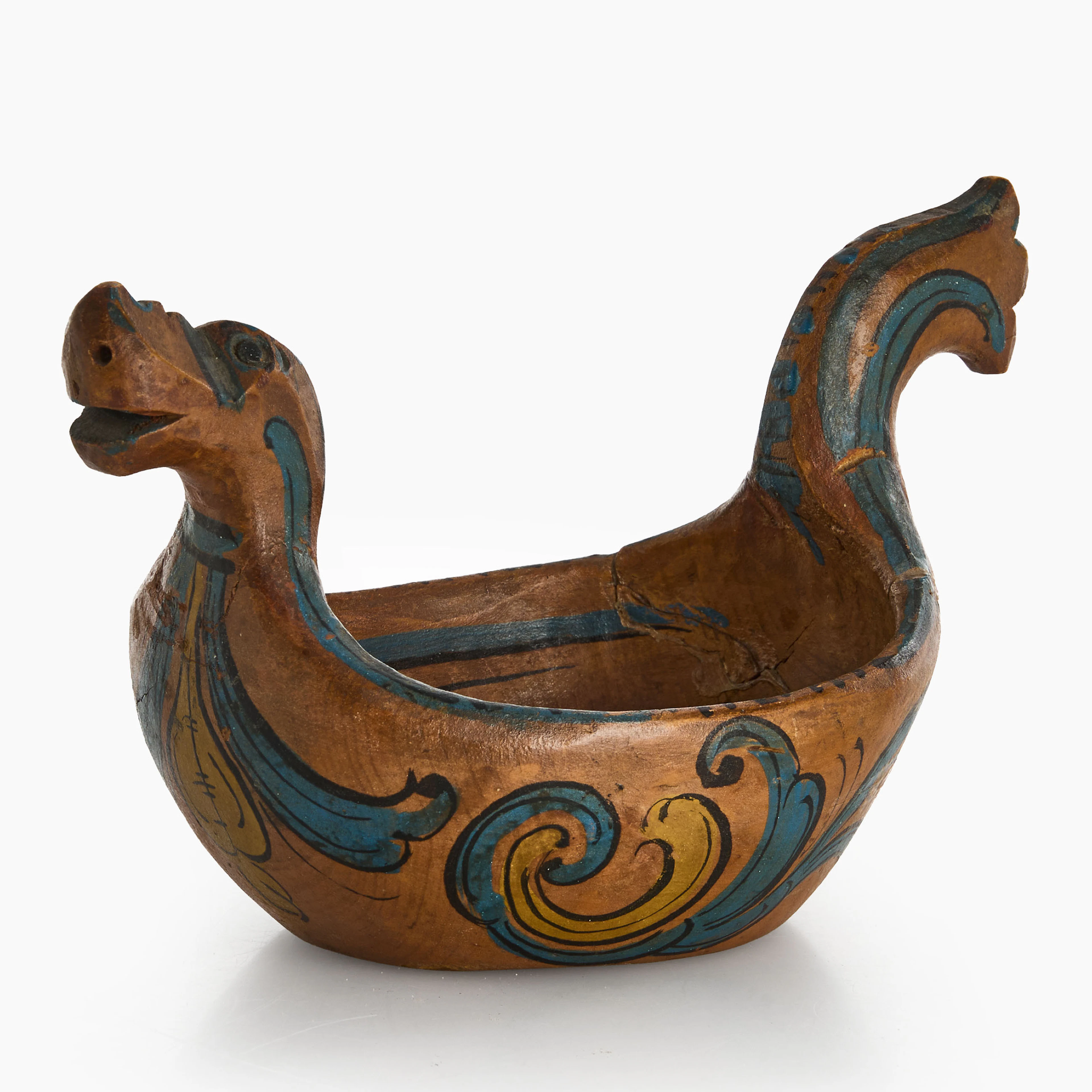 ÖLBOLLE/ÖLGÅS, Norge 1800-tal, skuren dekor i form av drake, polykrom