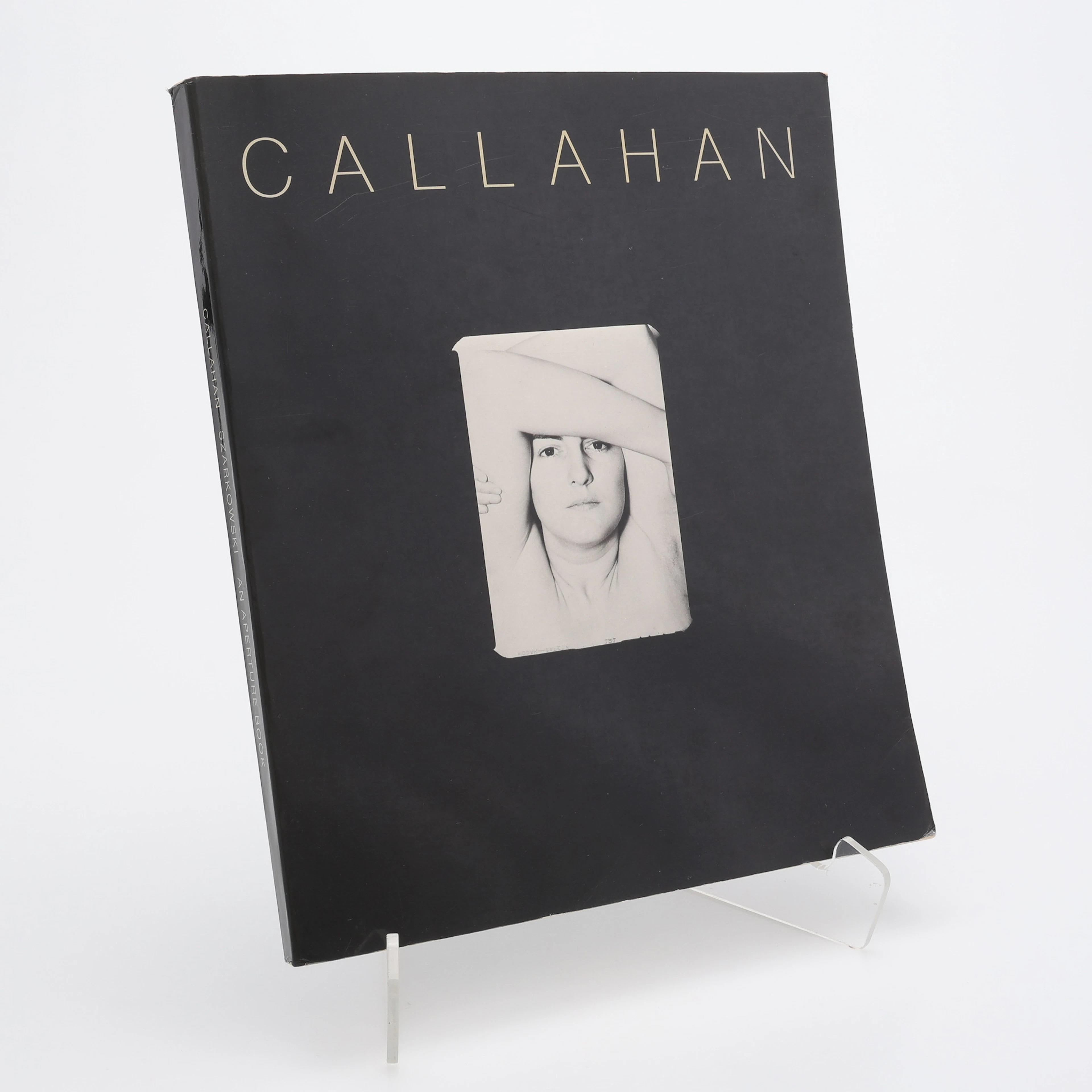 HARRY CALLAHANS UTSTÄLLNINGSBOK "CALLAHAN" FRÅN THE MUSEUM OF MODERN ART, 1976.