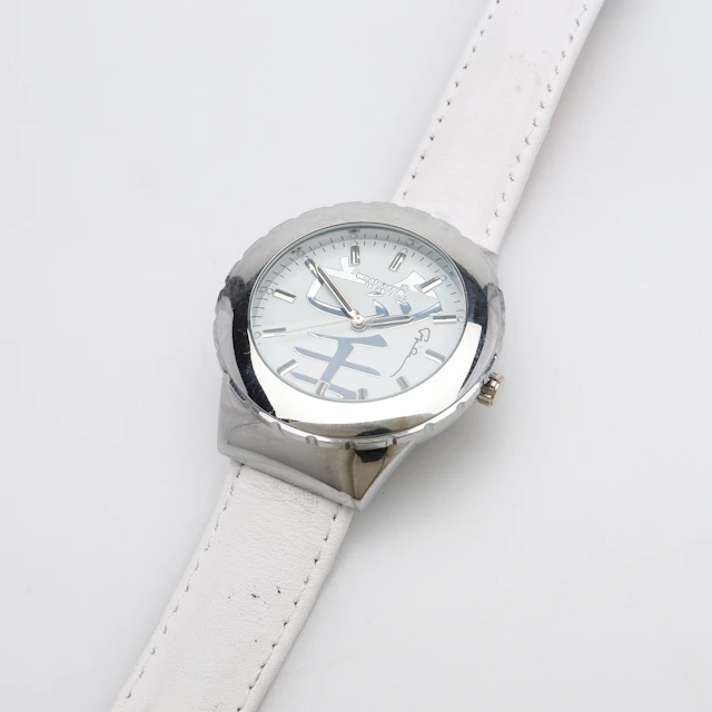 ARMBANDSUR, STÅL, DESIGN GIORGIO ARMANI FÖR 21ST CENTURY LEADERS WHATEVER