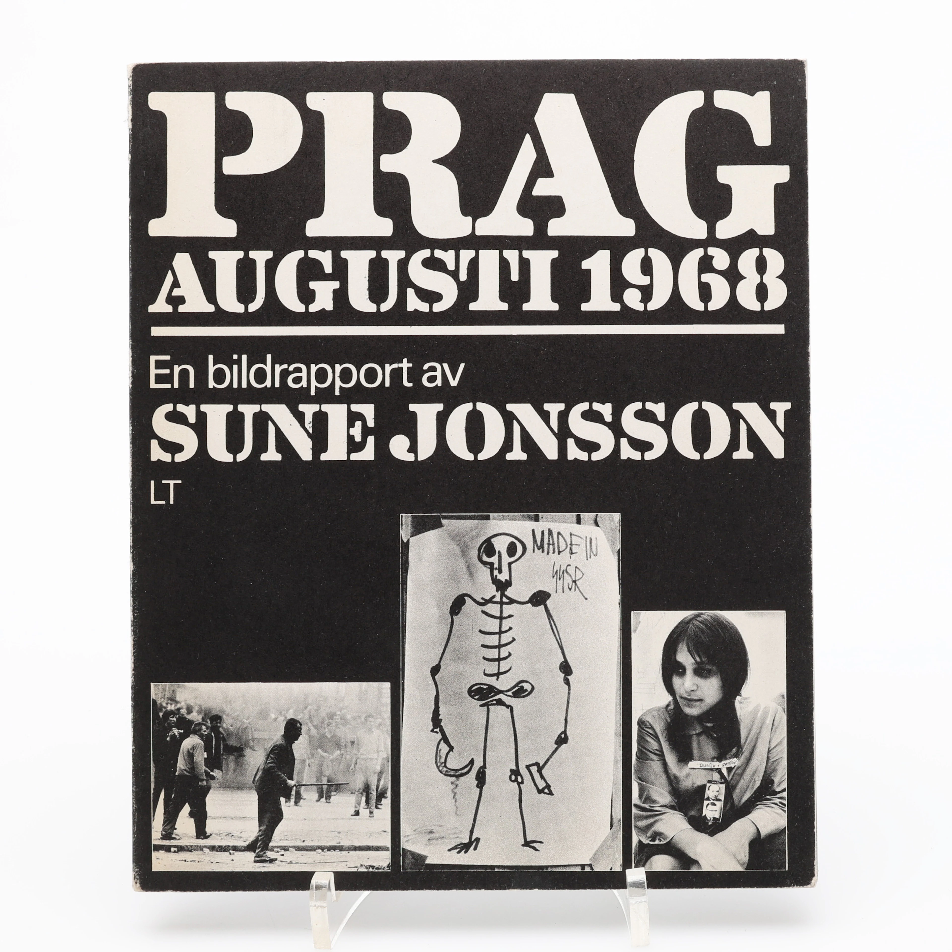 FOTO. SUNE JONSSONS LITE OVANLIGA BILDRAPPORT PRAG AUGUSTI 1968.
