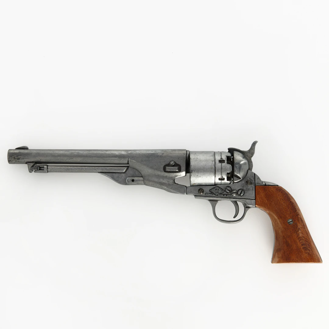 COLT ARMY. model 1860, modern kopia av Denix, Spanien.