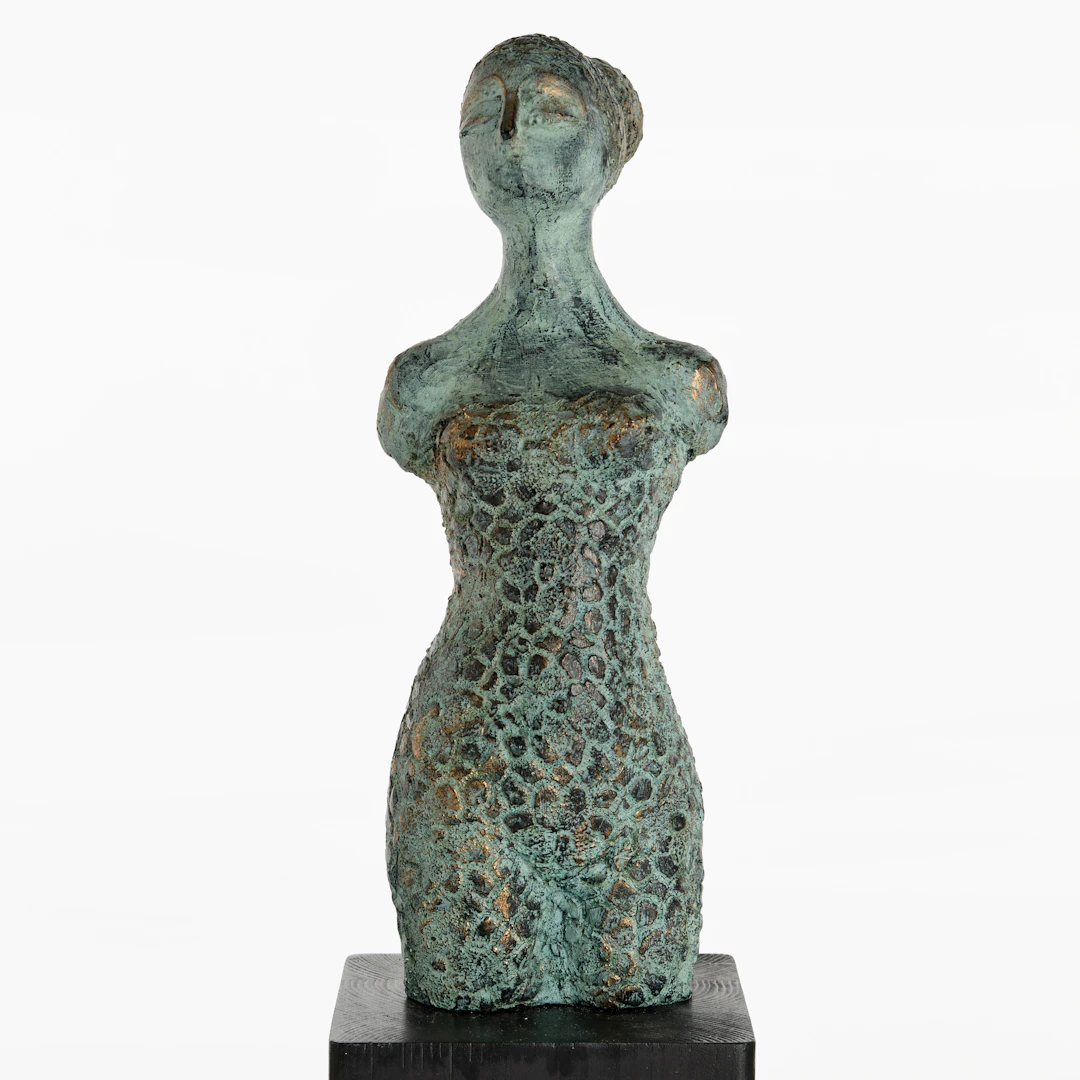 MARI KOORT (Sverige, född 1962), Kvinnogestalt, bronspatinerad gips