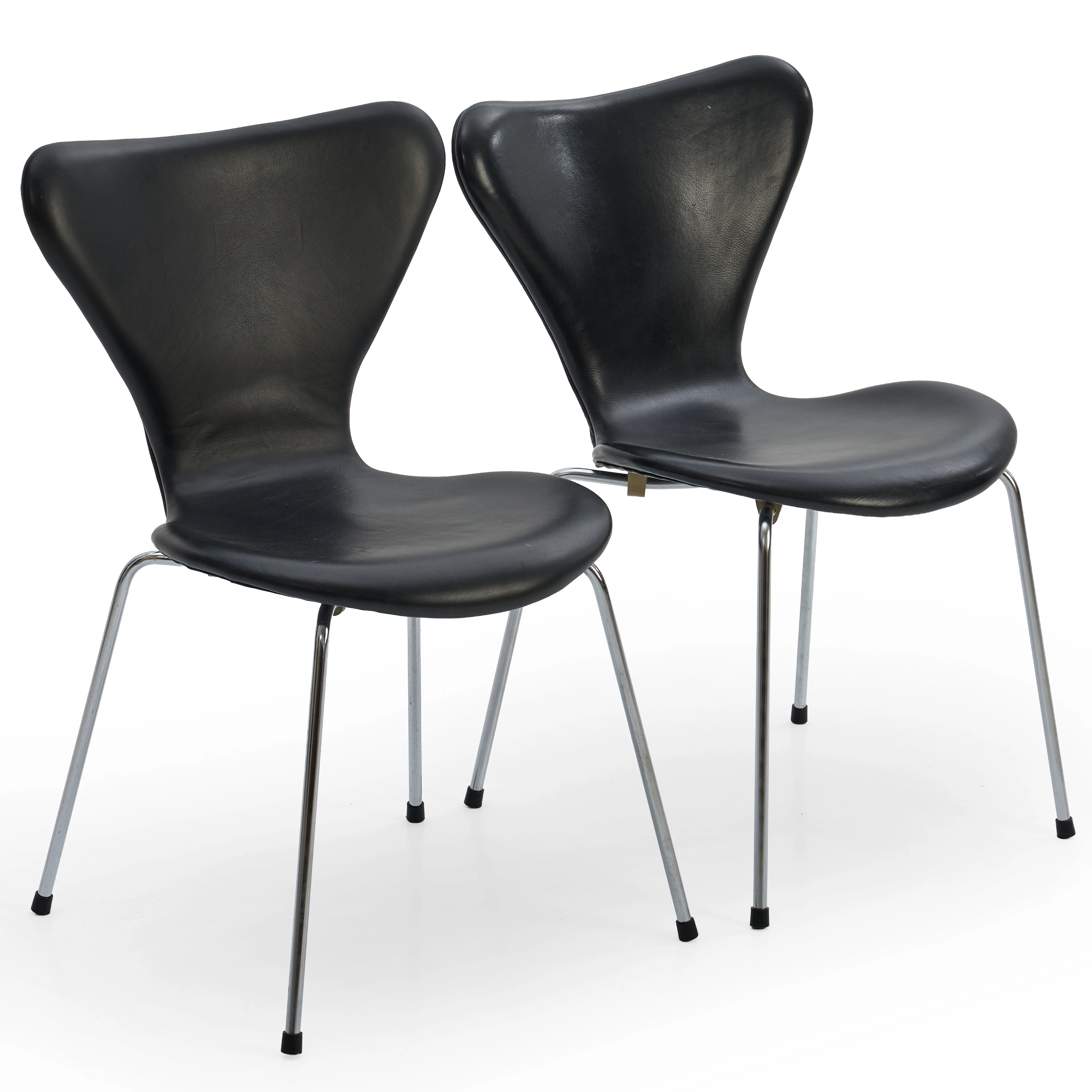 ARNE JACOBSEN (DANMARK, 1902–1971). Stolar, ett par, Sjuan, Fritz
